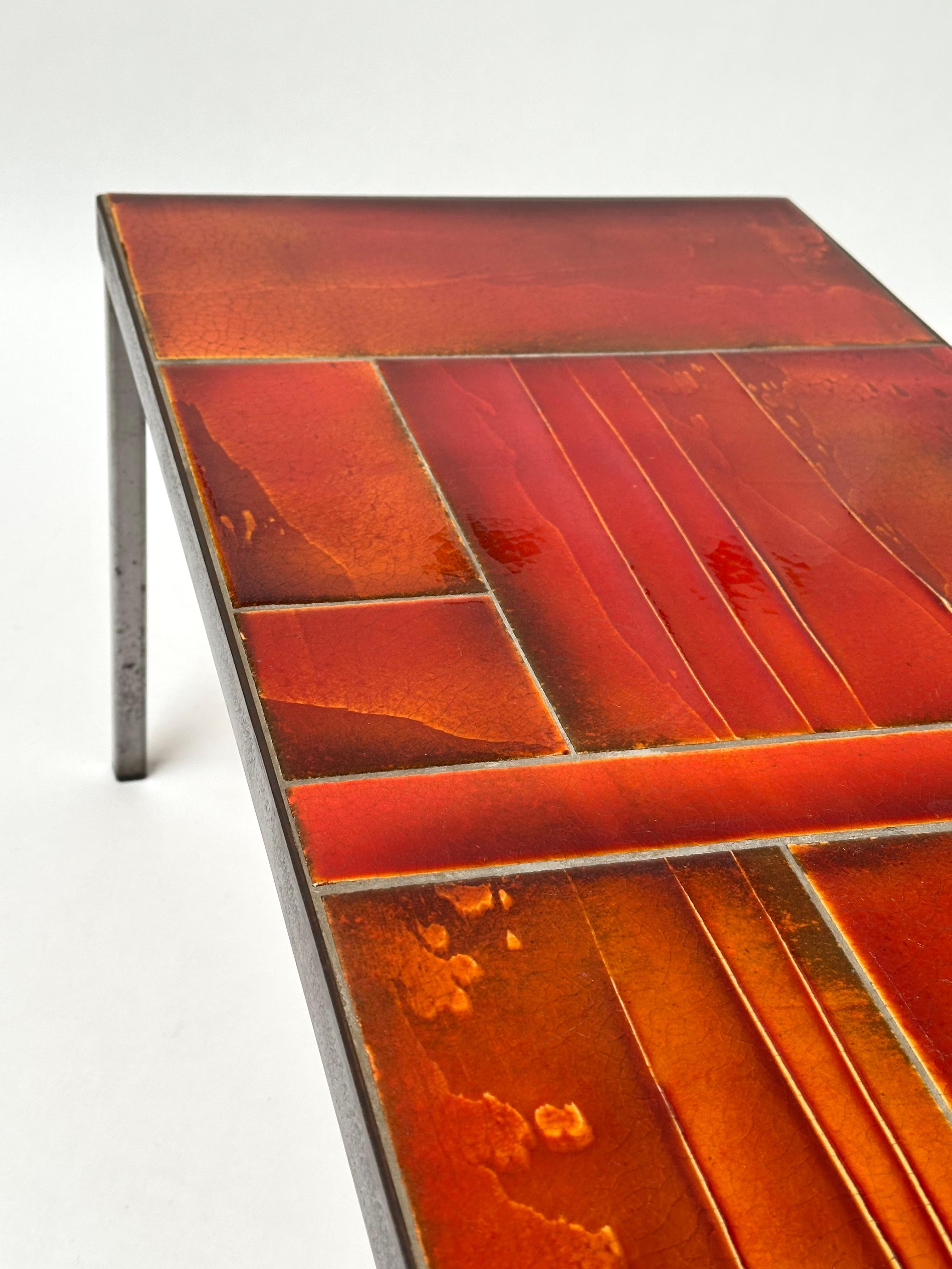 Table basse en lave émaillée Roger Capron, Vallauris, vers 1970 en vente 8
