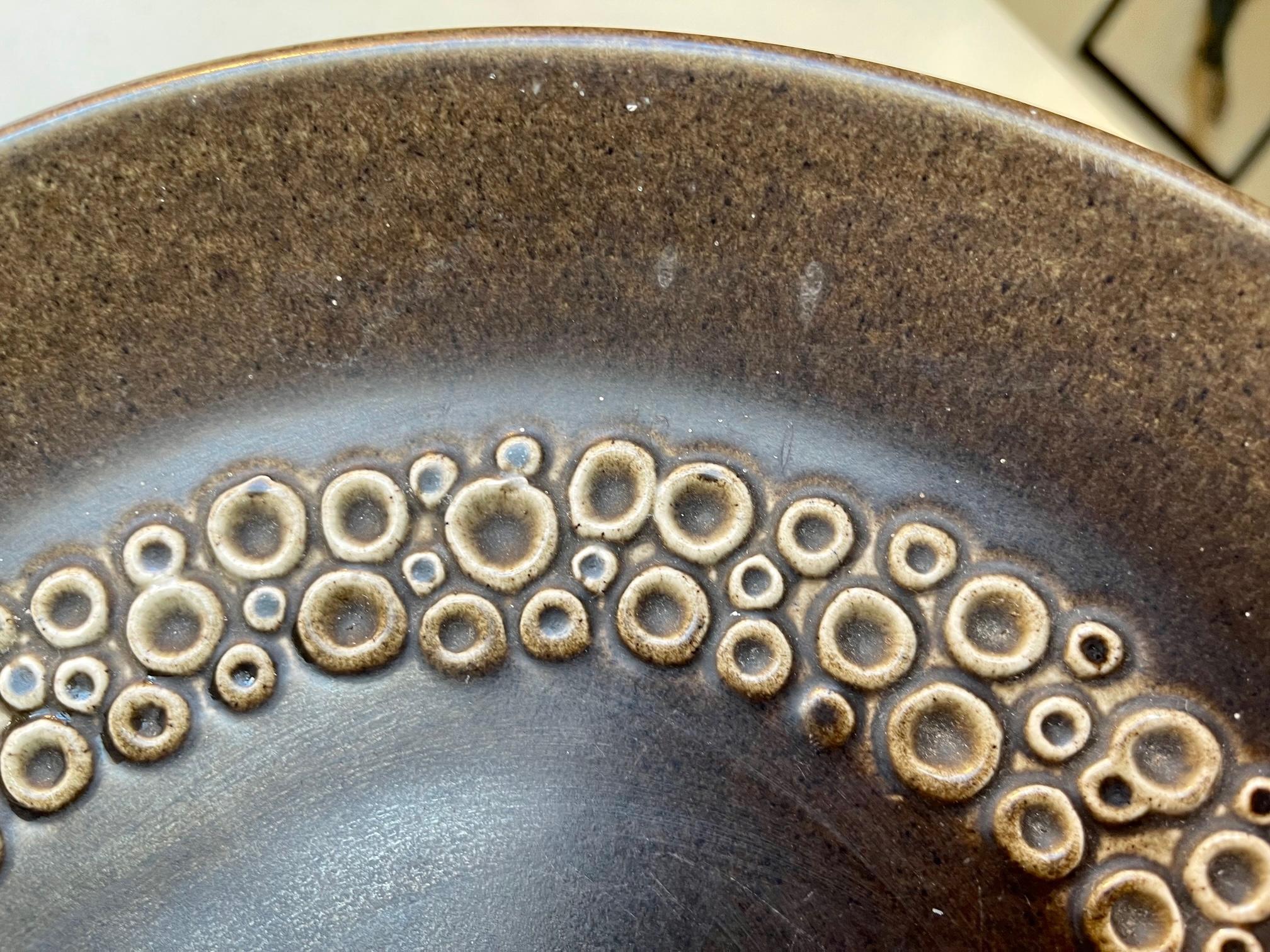Mid-Century Modern Plat de centre de table en surface de lune émaillée de Frederik Ravnild, danois des années 1960 en vente