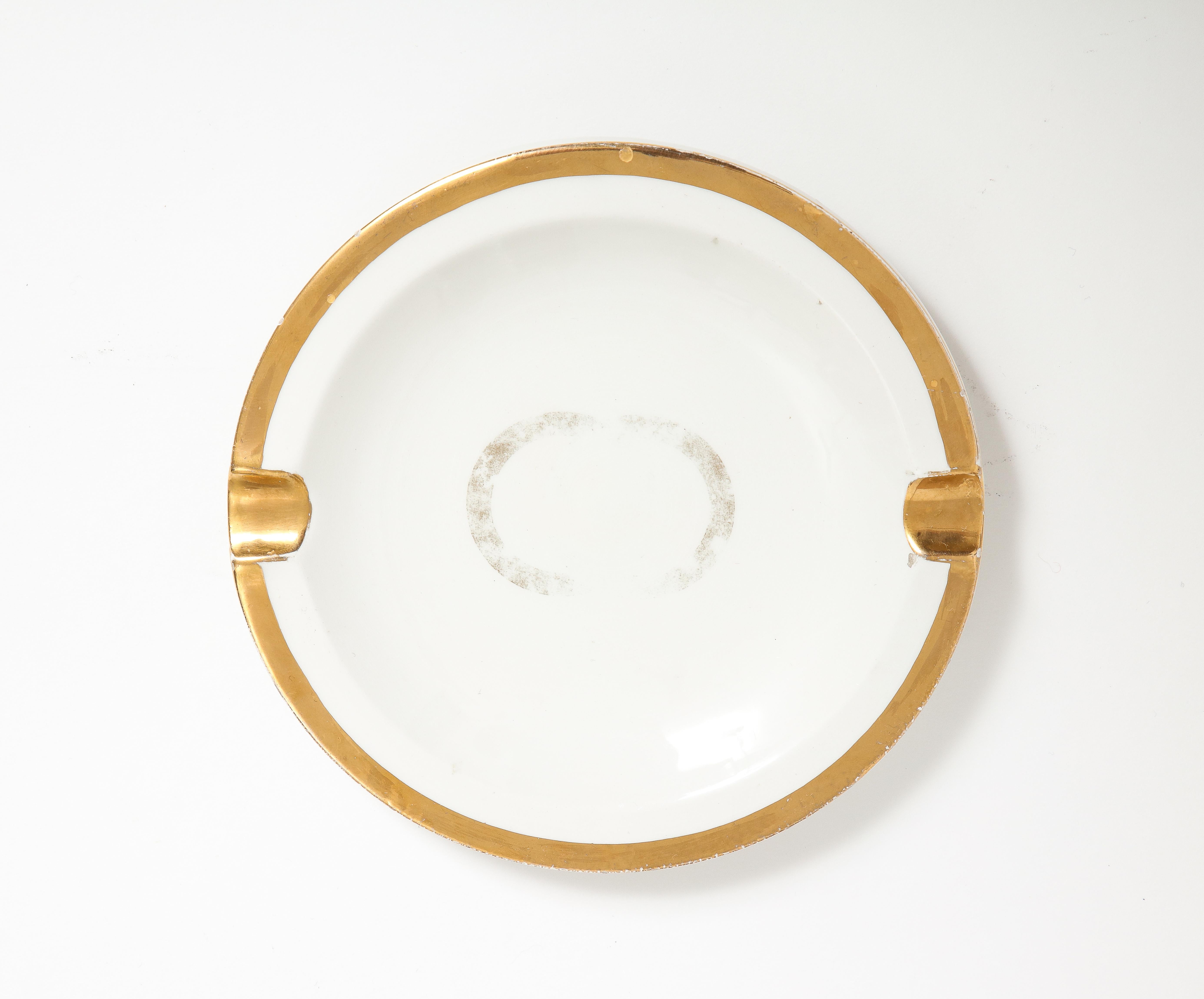 Italiano Porcellana smaltata, Vide Poche decorativa di Gucci, Italia, c.C. 1970 in vendita