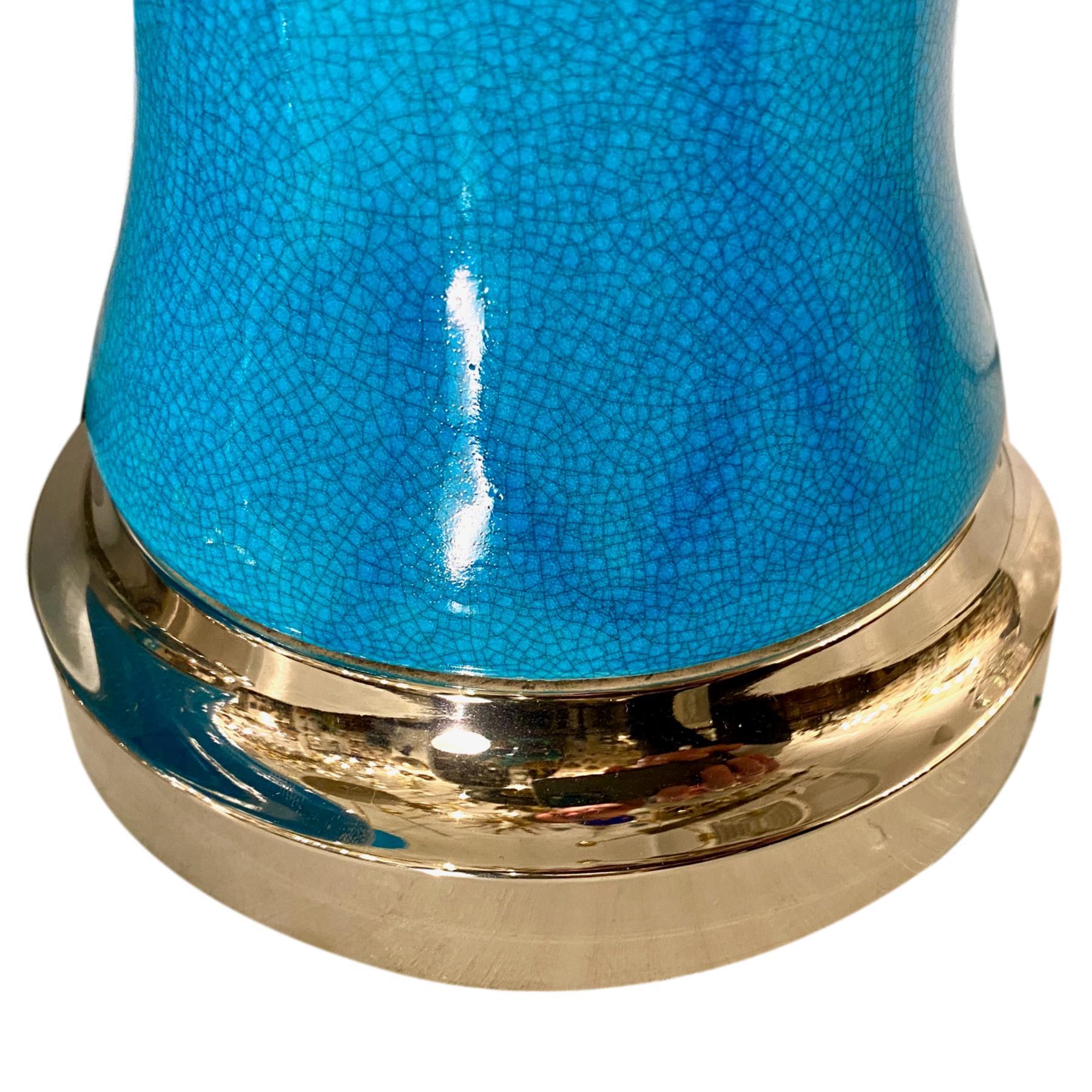 Paire de lampes de table en porcelaine bleue émaillée Bon état - En vente à New York, NY