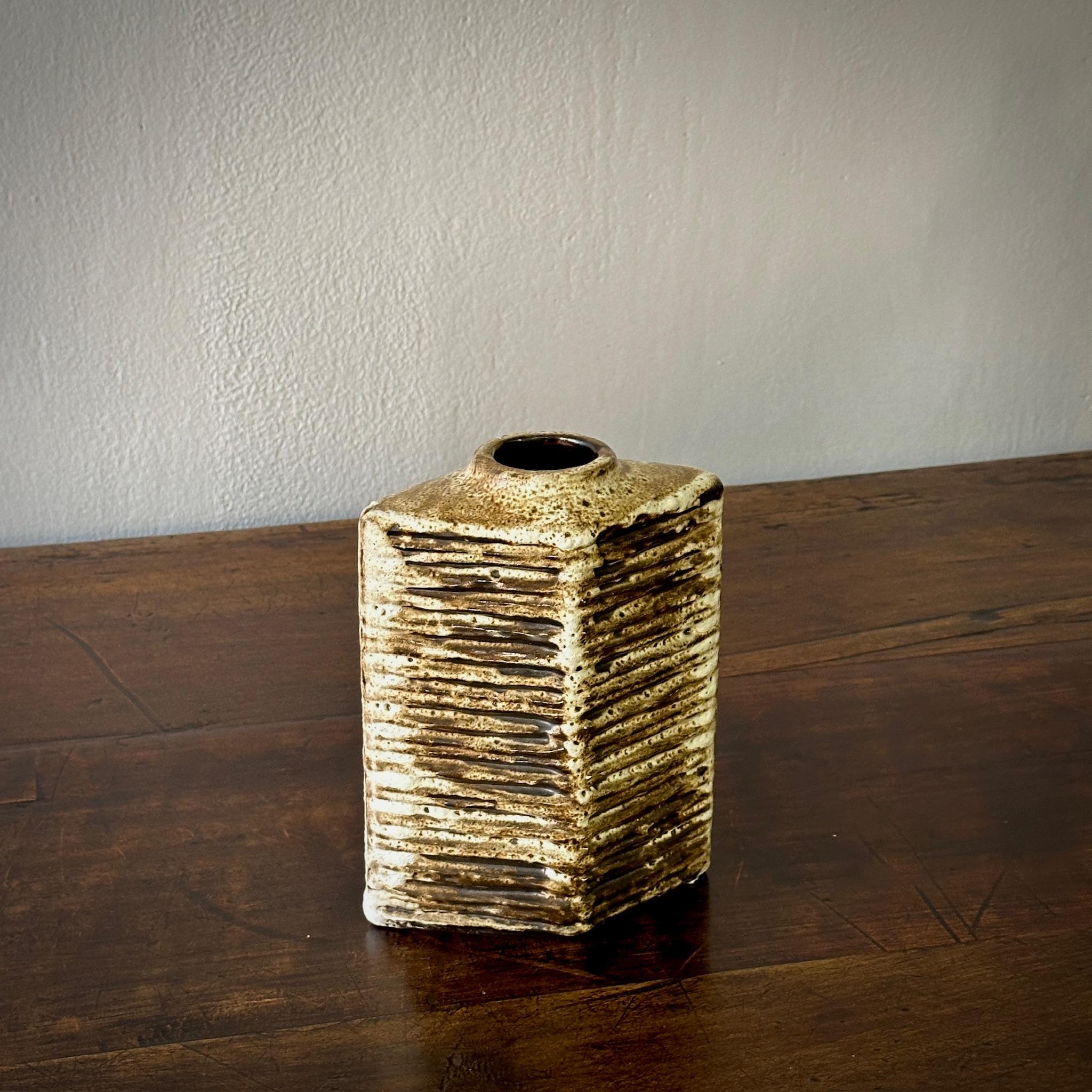 Belga Vaso in ceramica smaltata in vendita