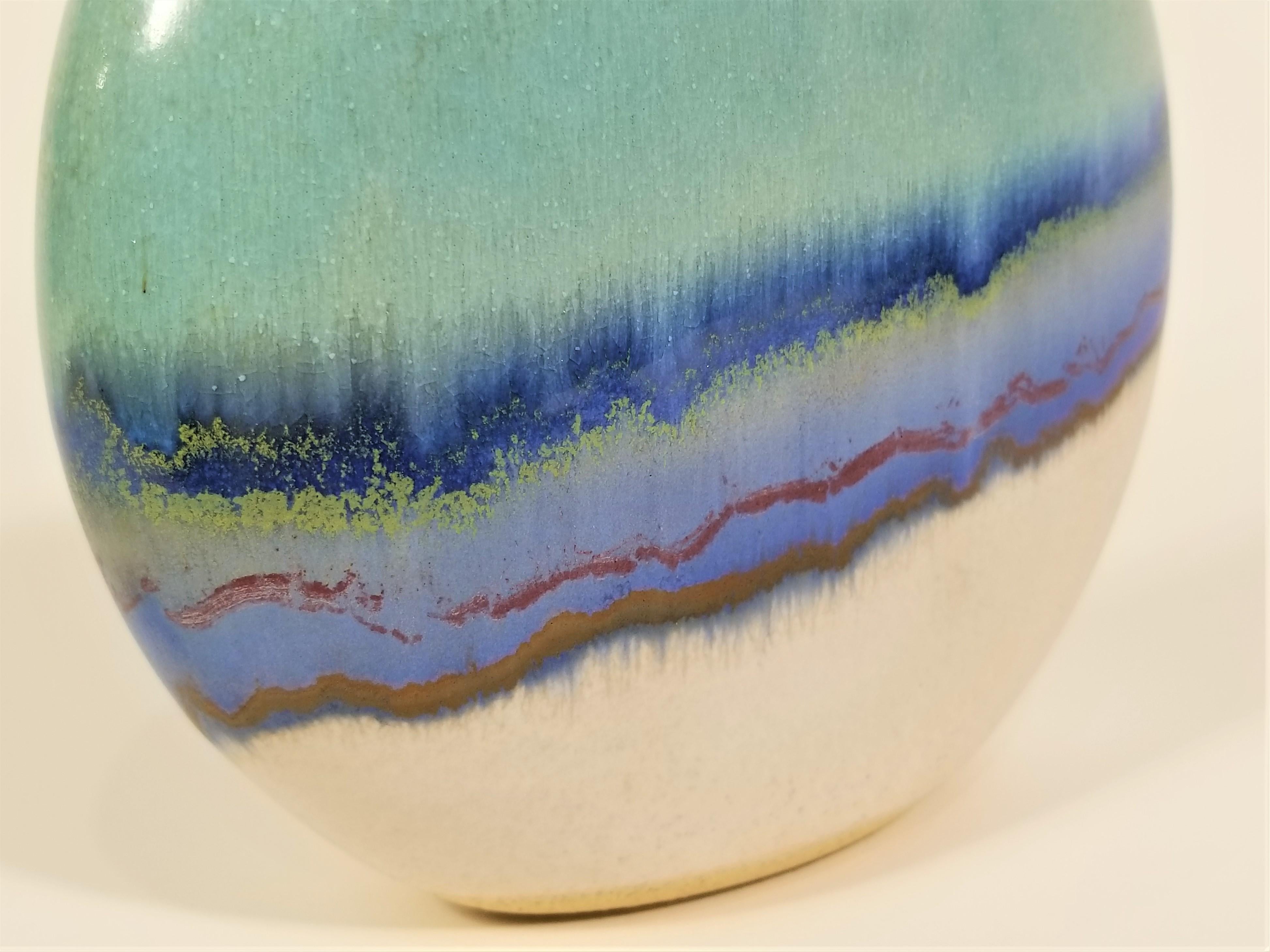 Vase en poterie émaillée du milieu du siècle, années 1970 en vente 2