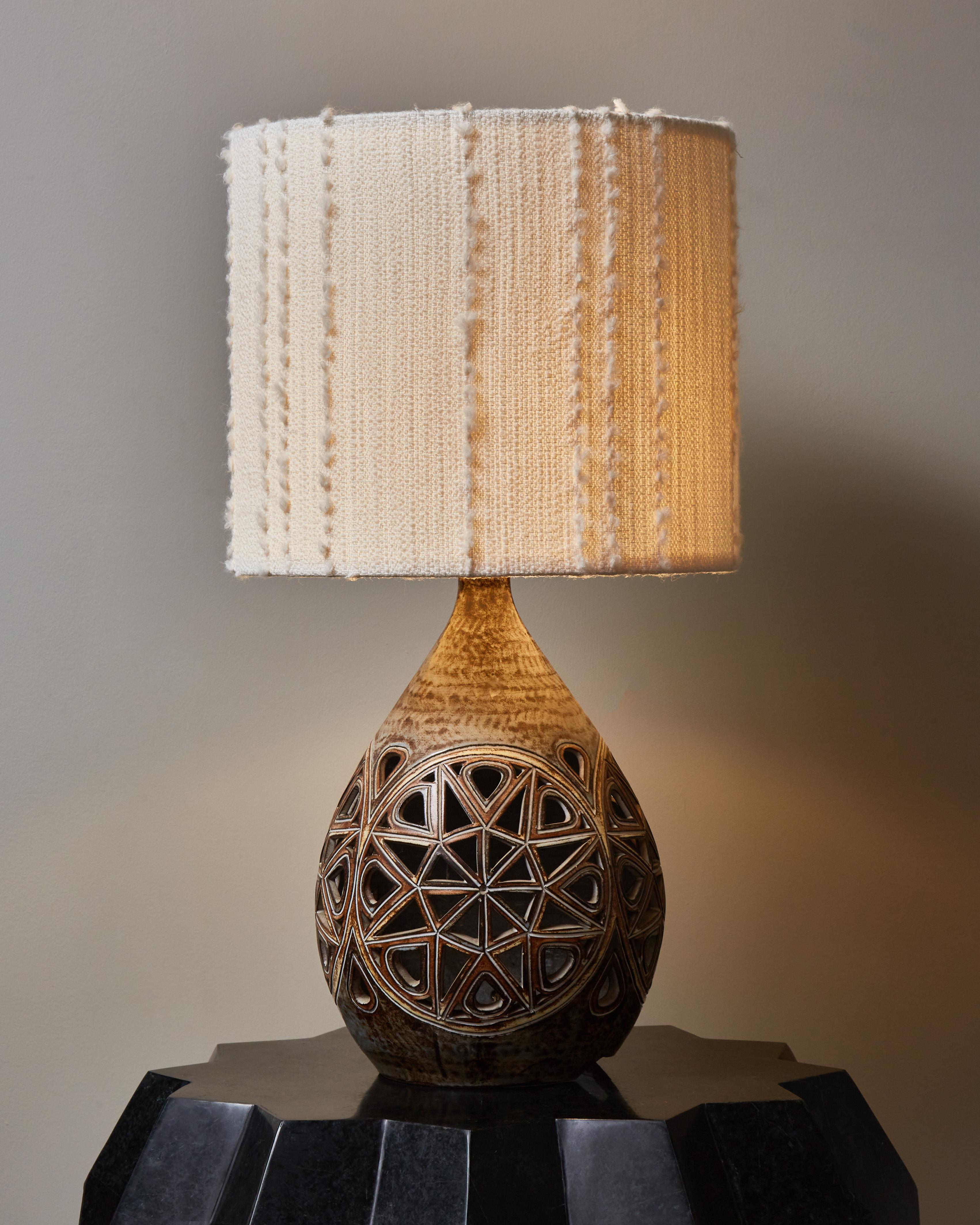 Mid-Century Modern Glazed Sandstone Table Lamp with Openworks