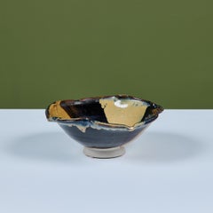 Glazed Scallop Edge Ceramic Bowl