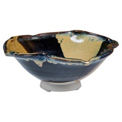 Glazed Scallop Edge Ceramic Bowl
