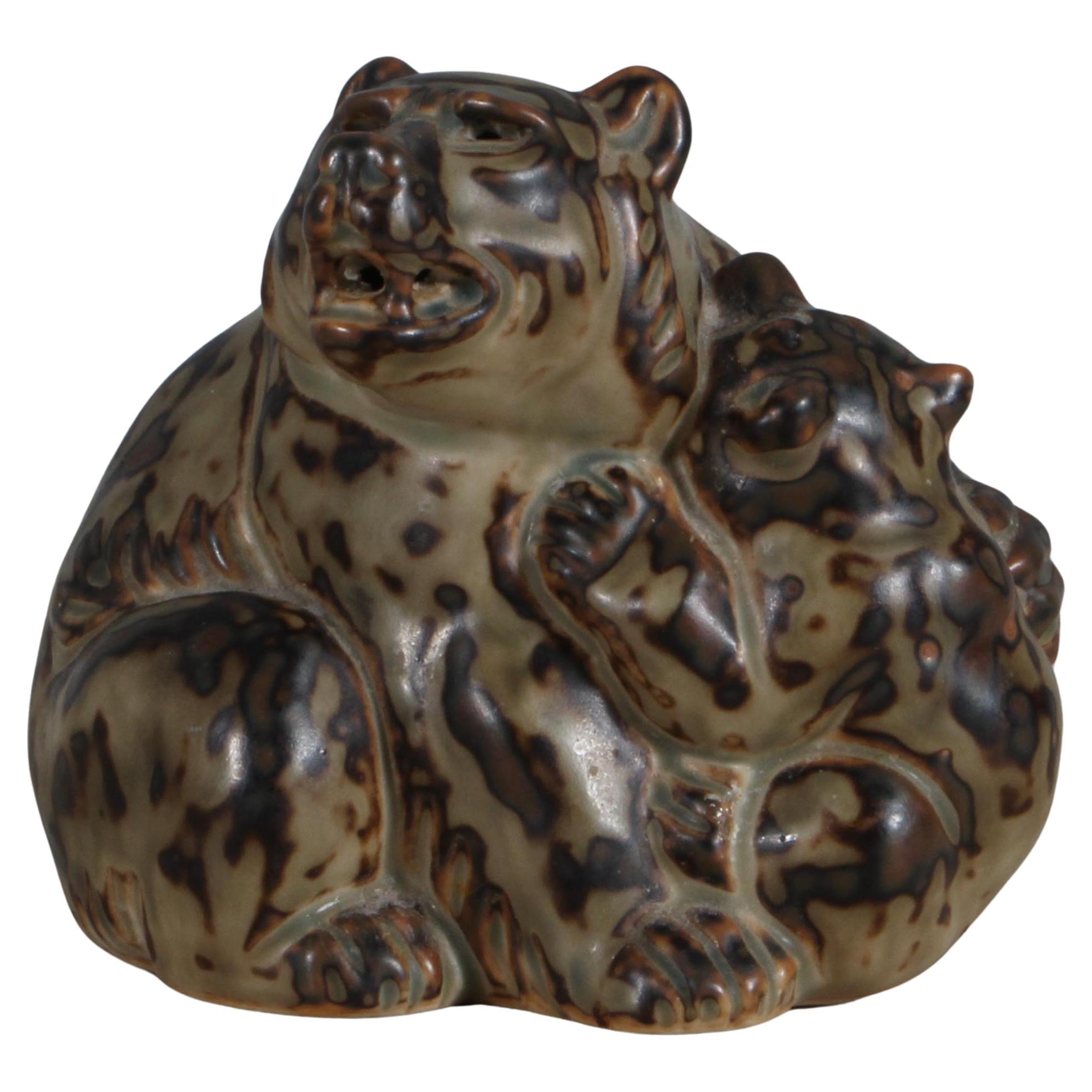 Glazed Stoneware Bear with baby Figurine, Knud Kyhn for Royal Copenhagen #20193 For Sale