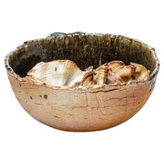 Tazza in gres smaltato di Joelle Deroubaix, La Borne, 1975 circa.