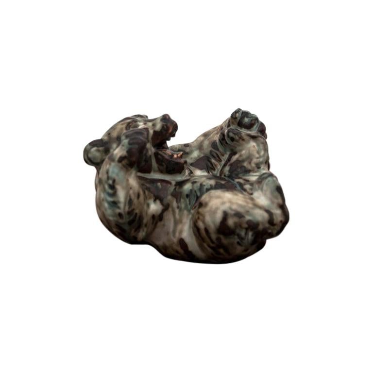 Figurine d'ours couchés en grès émaillé, Knud Kyhn pour Royal Copenhagen n°20271