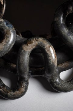 Miroir en grès émaillé intitulé " Médusé.e #8 " de Clémentine Dupré, 2025.