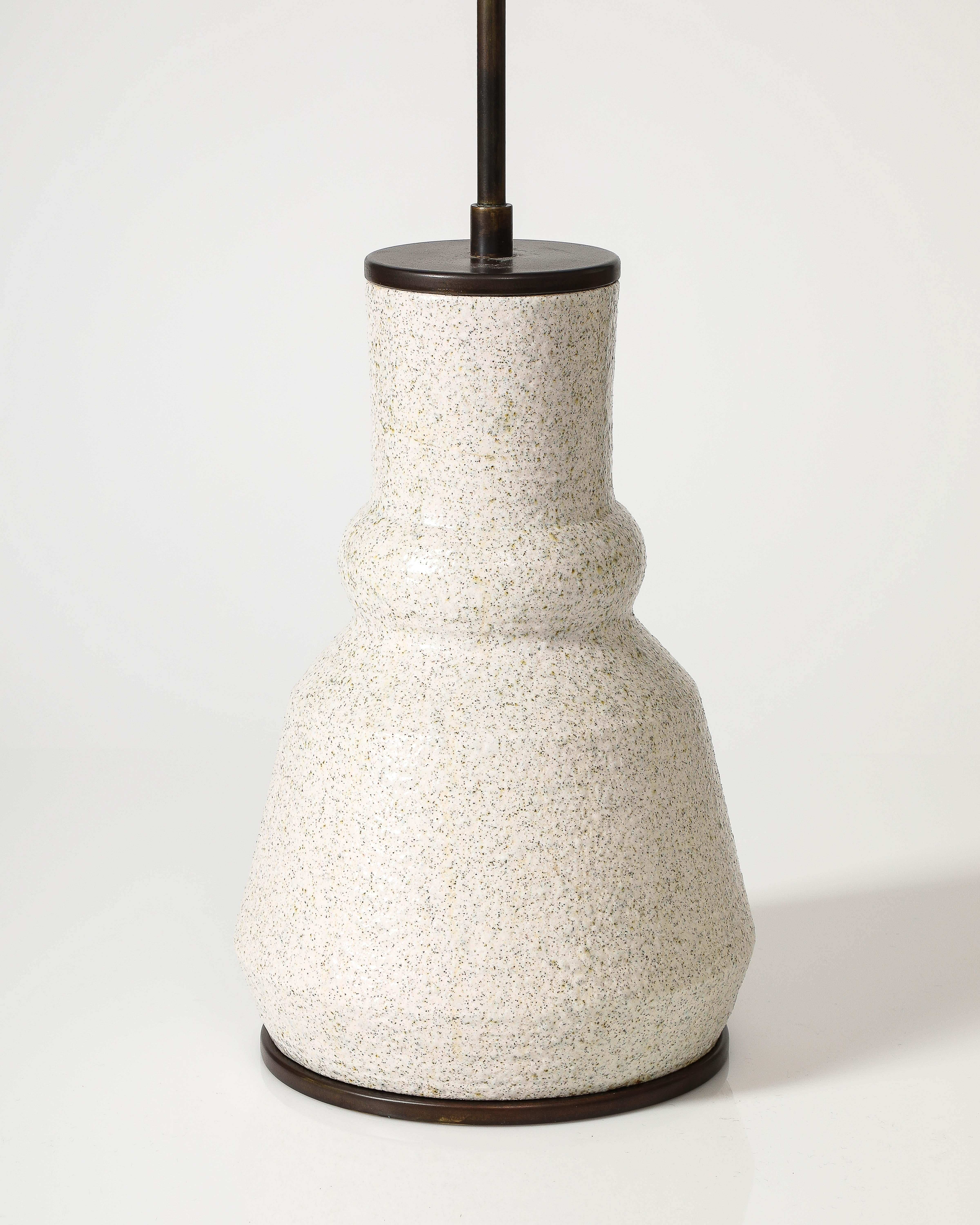 Lampe de table en grès émaillé, États-Unis, 21e siècle en vente 4