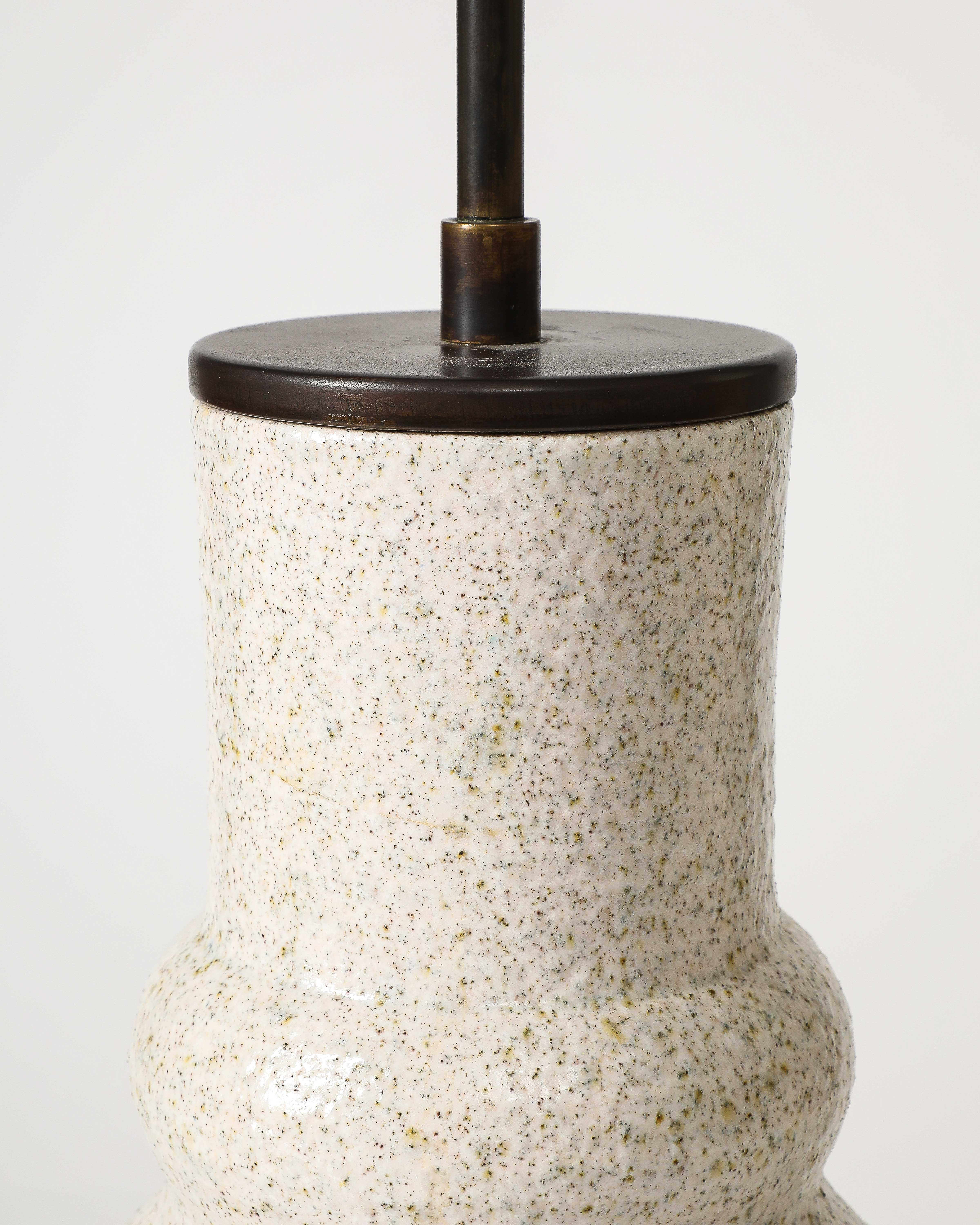 Lampe de table en grès émaillé, États-Unis, 21e siècle en vente 5