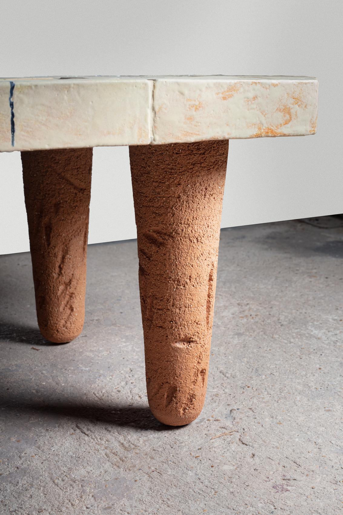 XXIe siècle et contemporain Table en grès émaillé à décor géométrique de Jean-Pierre Viot, 2023 en vente