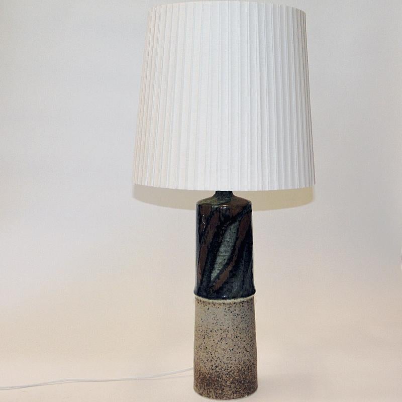 Scandinavian Modern Glazed stoneware tablelamp by Olle Alberius - Rörstrand, Sweden 1960s For Sale