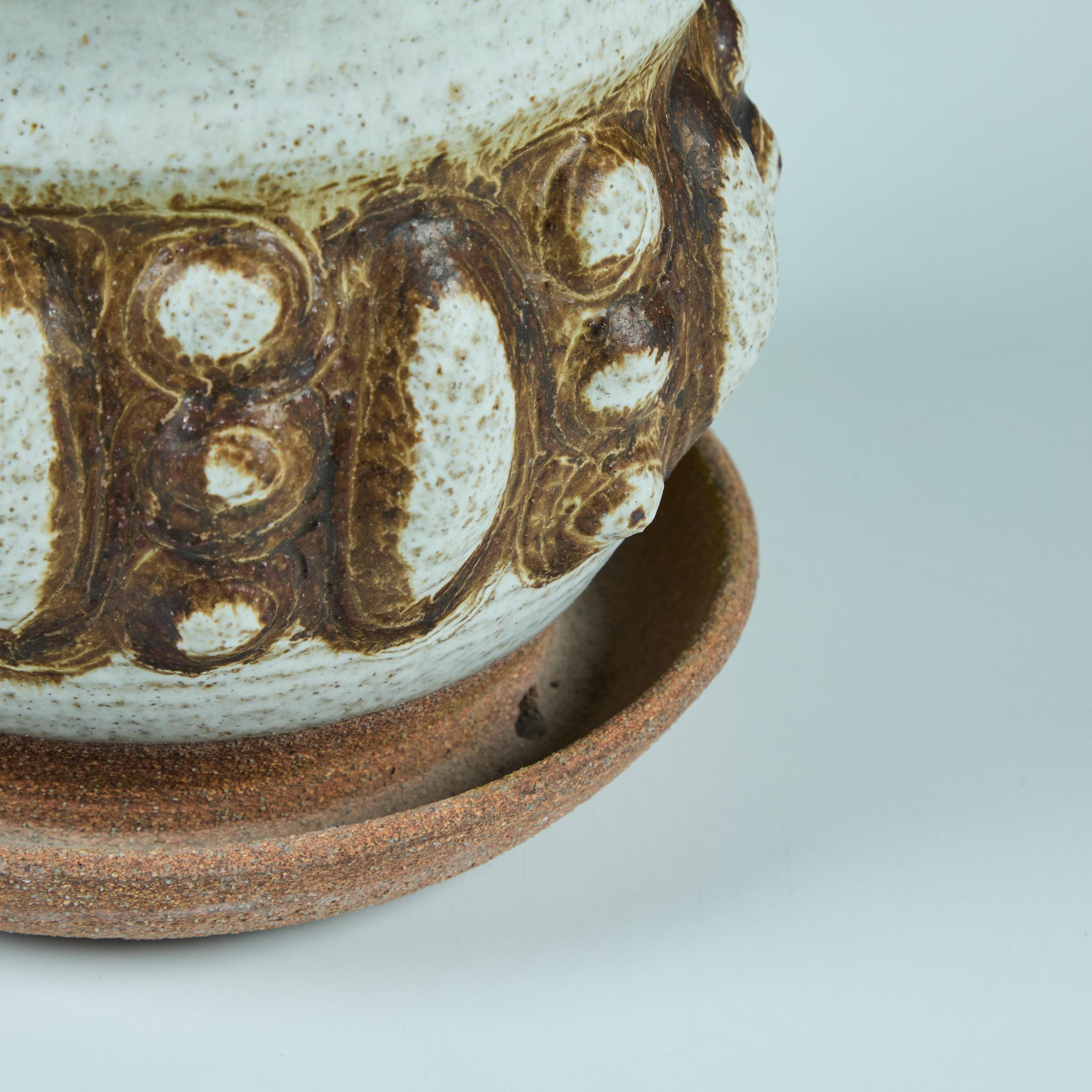 Vaso in gres smaltato con presa d'acqua in vendita 2