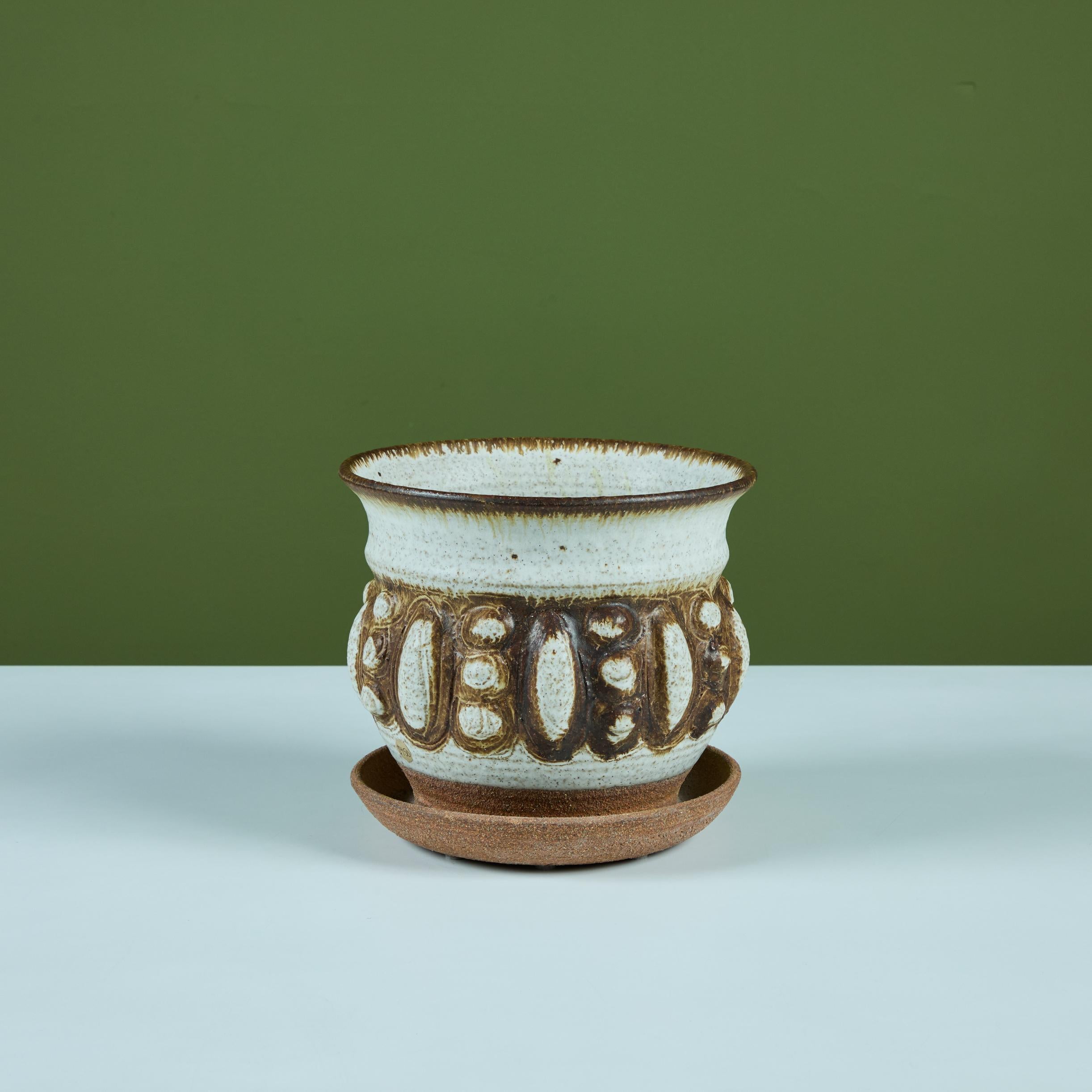 Americano Vaso in gres smaltato con presa d'acqua in vendita