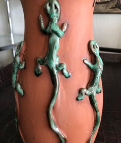 Glazed Terra Cotta Gecko Art Pottery Vase