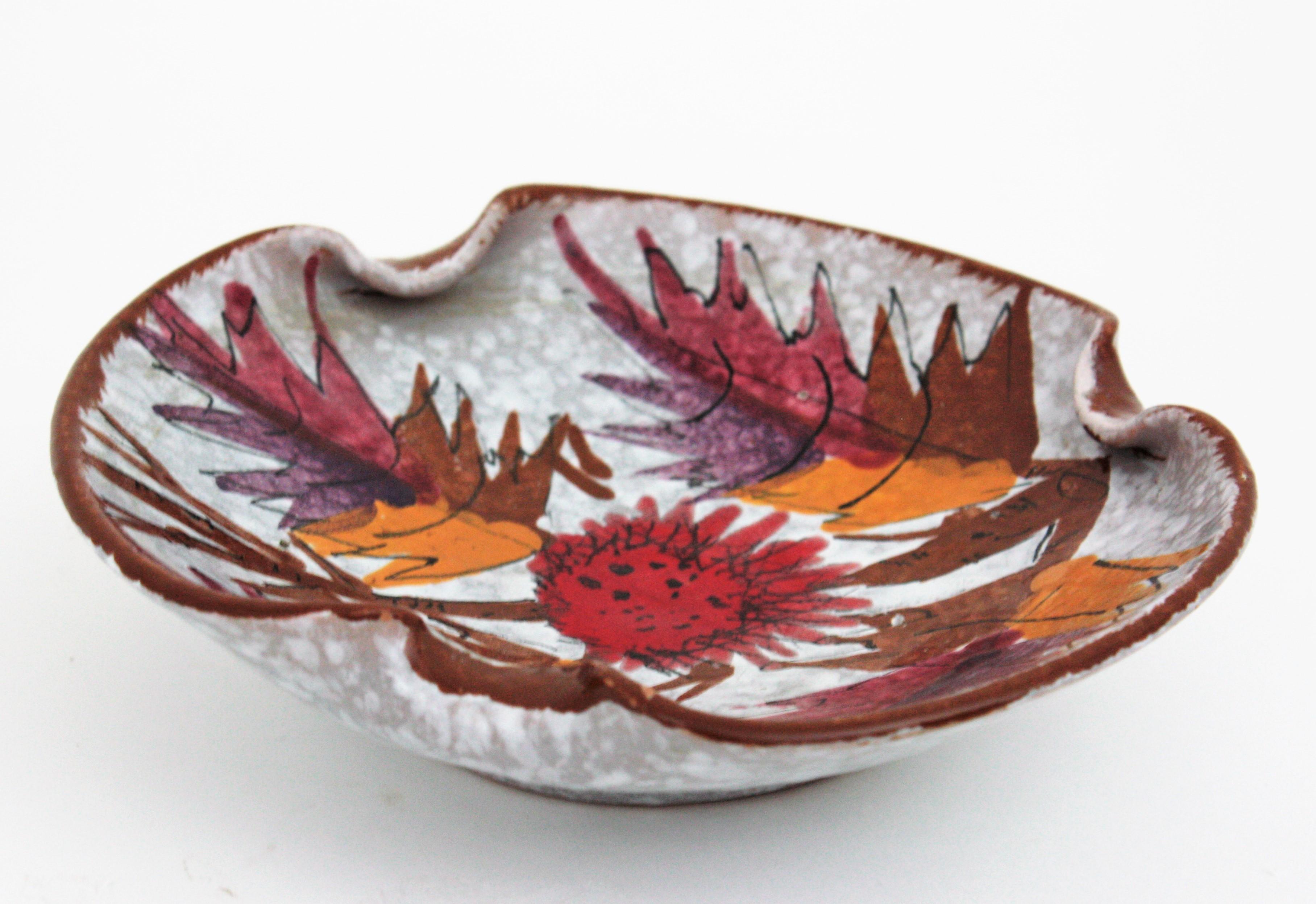 20th Century Midcentury Decorative Bowl in Glazed Terracota and Foliage Motif For Sale