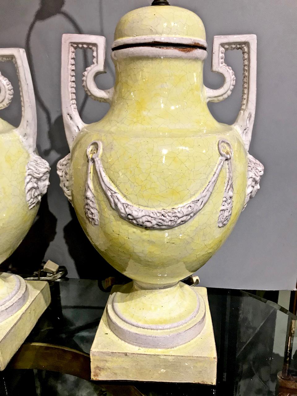 Glasierte Urnenlampen aus Terrakotta/Majolika, ca. 1950-1960 (20. Jahrhundert)