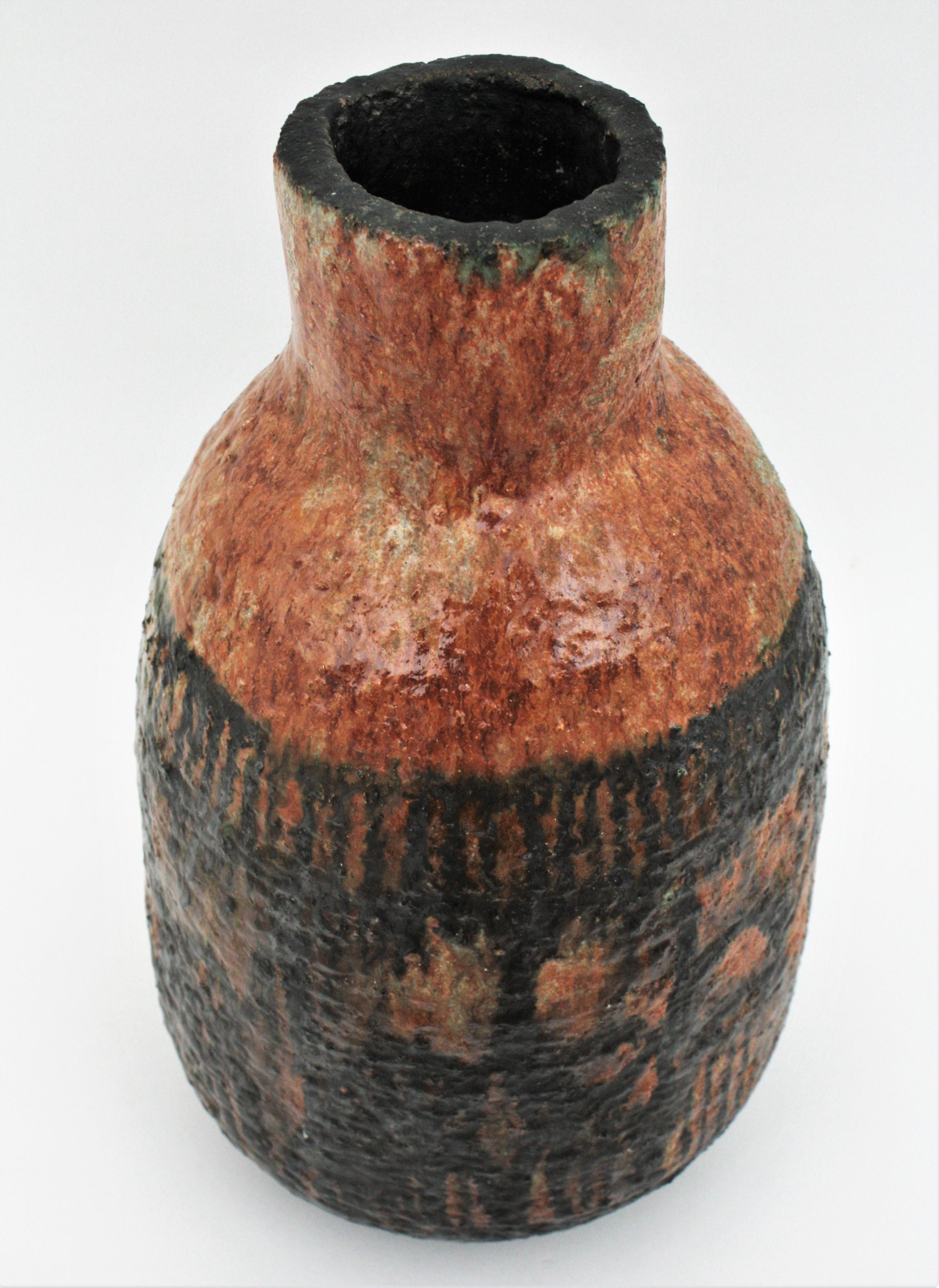 Vase surdimensionné en terre cuite émaillée avec décoration abstraite noire en vente 4