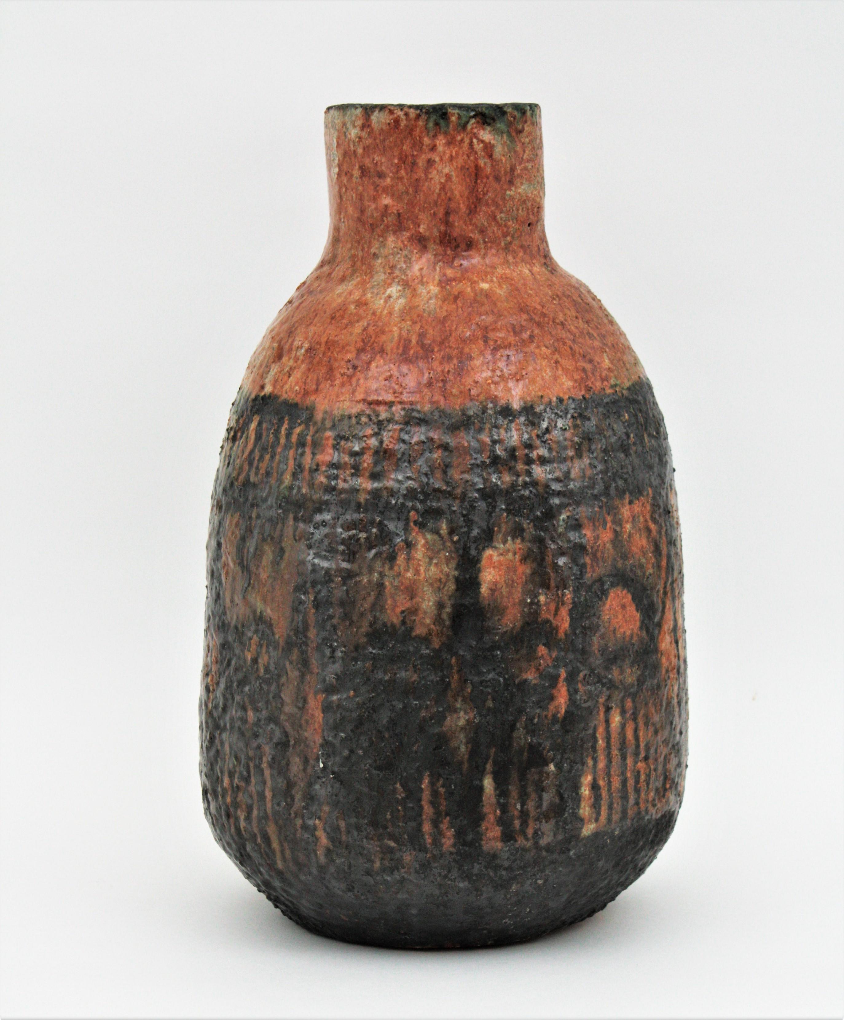 Vase surdimensionné en terre cuite émaillée avec décoration abstraite noire en vente 6