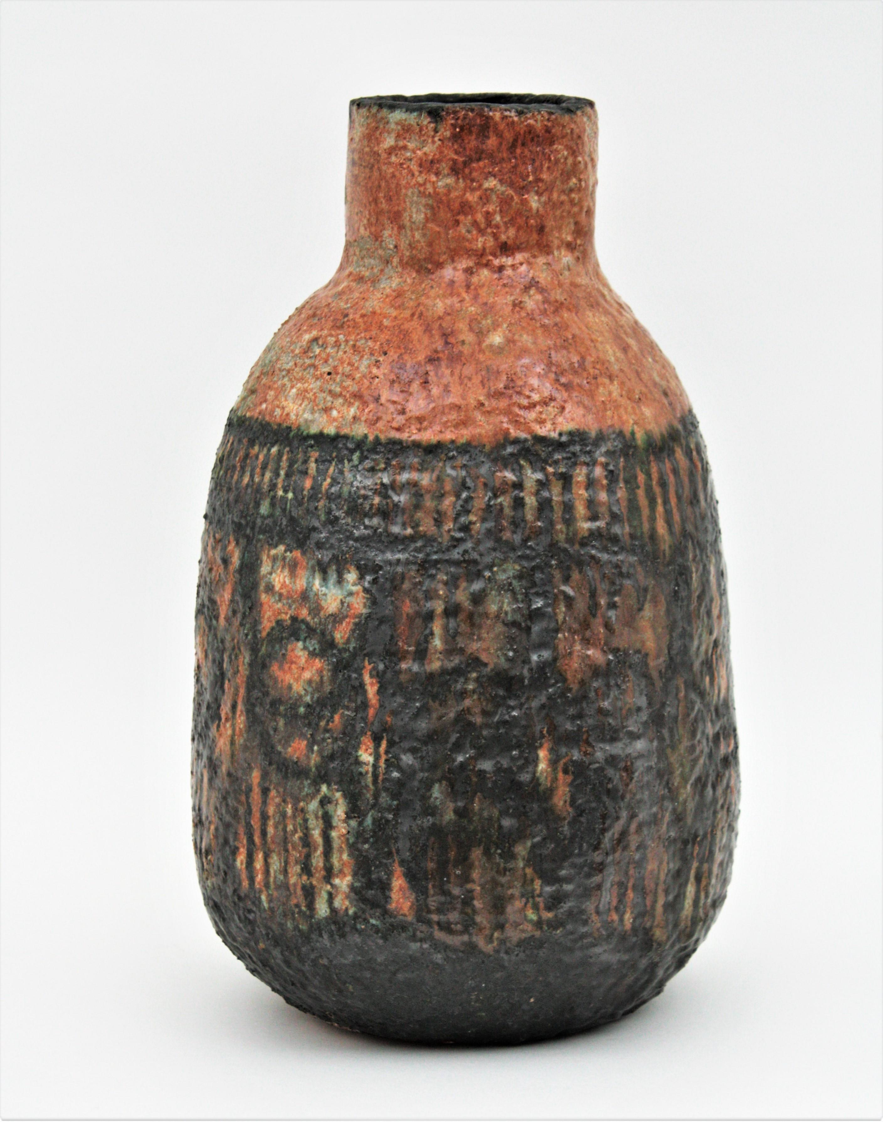 Vase surdimensionné en terre cuite émaillée avec décoration abstraite noire en vente 7