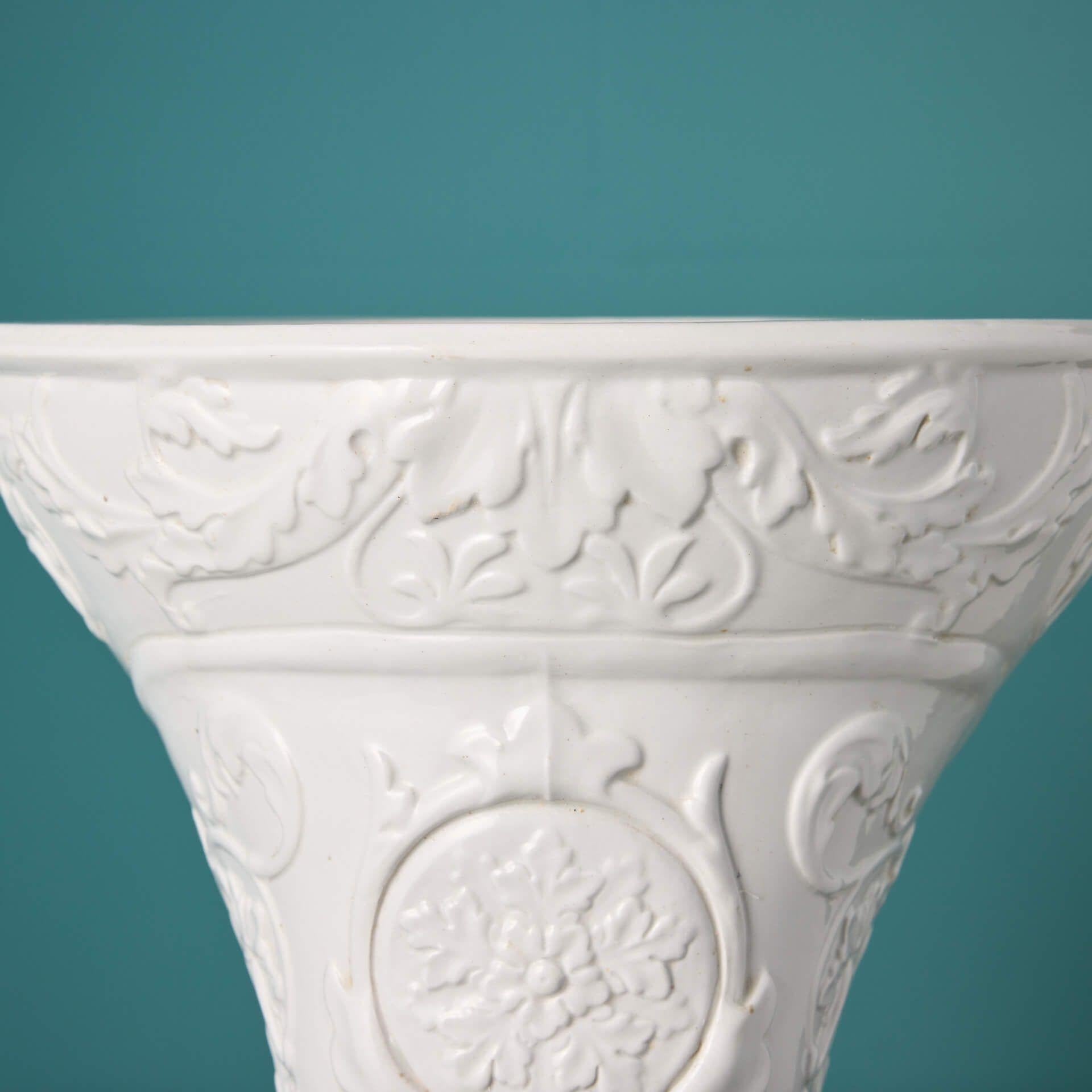 Glazed White Porcelain Embossed Antique ‘Severn’ Toilet or WC In Excellent Condition For Sale In Wormelow, Herefordshire
