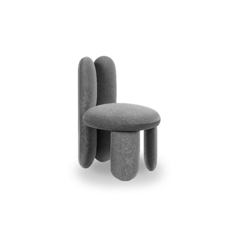 Sedia Glazy, dolce 133 di Royal Stranger
Dimensioni: L 58 P 58 H 85 cm SH 50 SD 46 cm
Materiali: Tappezzeria

Disponibile anche: Tappezzeria in tutti i tessuti della collezione Royal Stranger e COM (Materiale proprio del cliente). Base