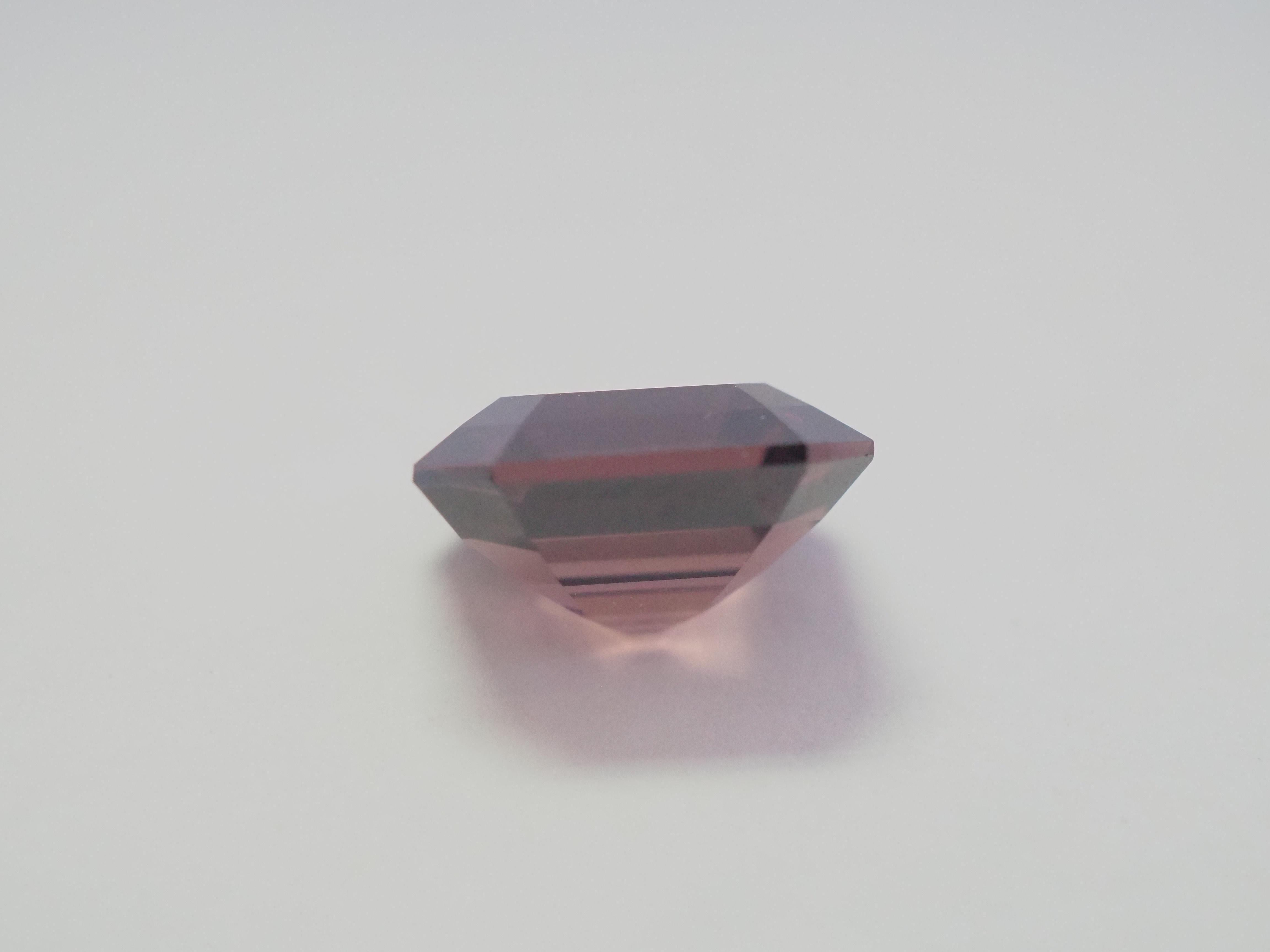 Women's or Men's GLC Certified 3.74ct Berry Pinkish- Purple Spinel For Sale