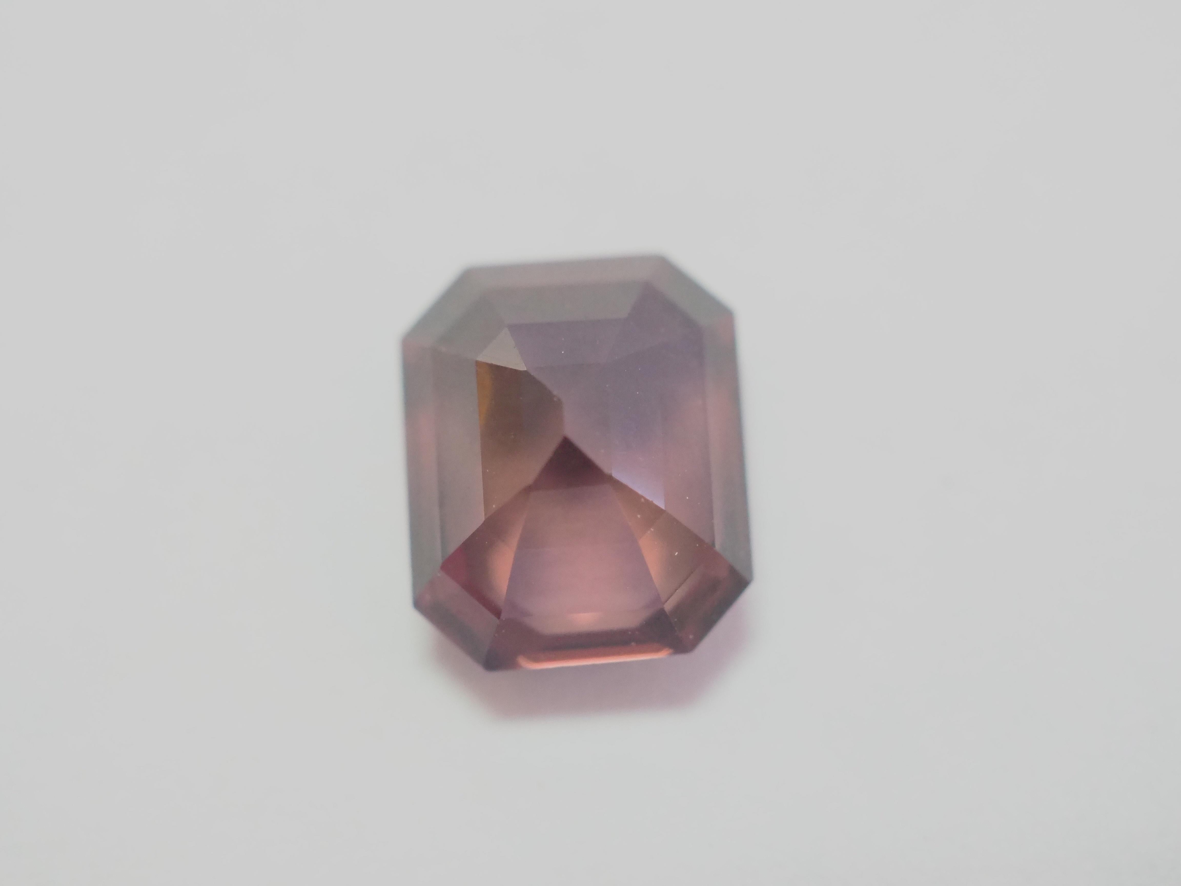 GLC Certified 3.74ct Berry Pinkish- Purple Spinel For Sale 2