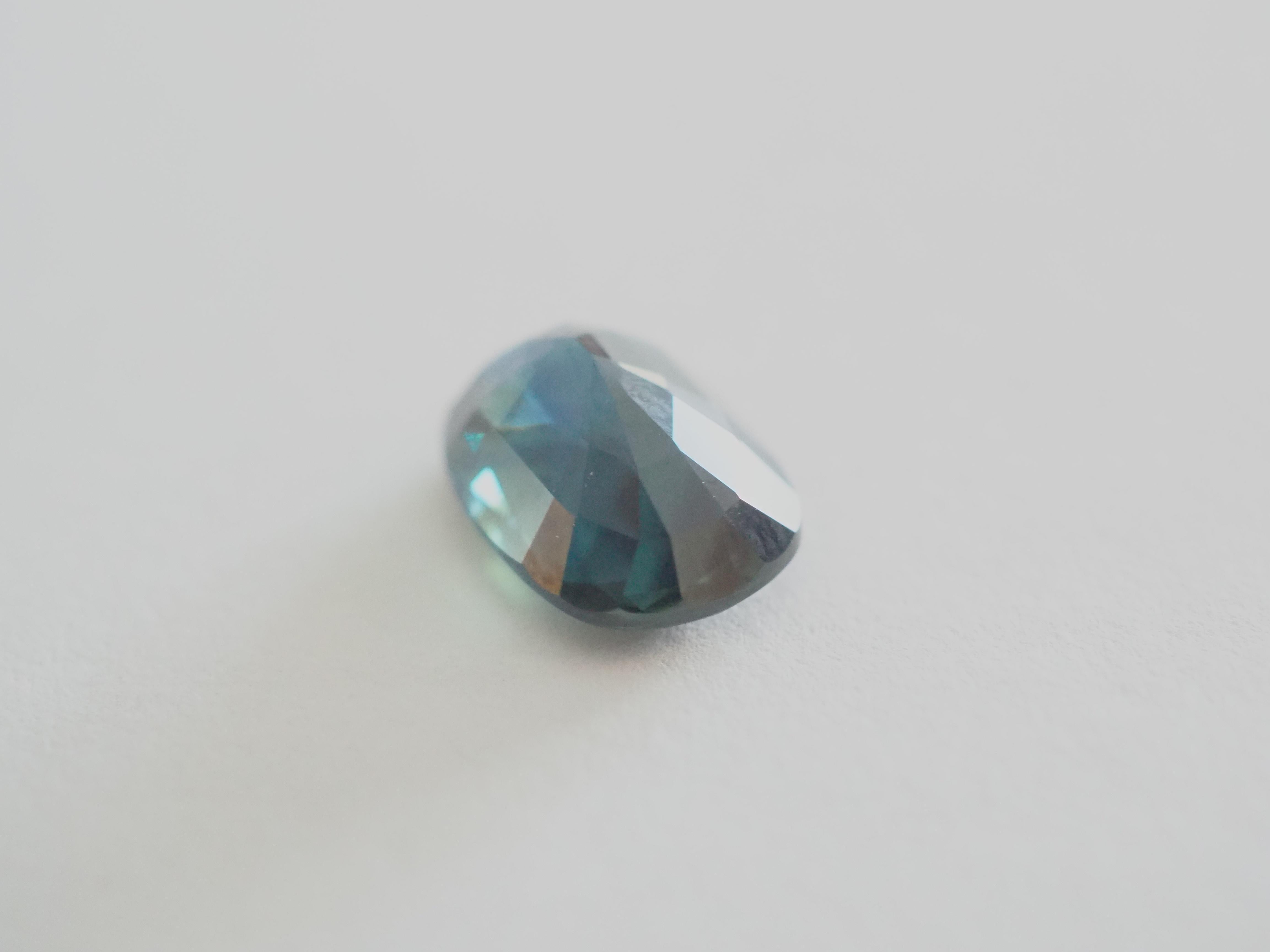 GLC Certified No Heat 3.03ct Thai Greenish-Blue Sapphire, 6.85x9.86x4.68 mm In New Condition For Sale In เกาะสมุย, TH