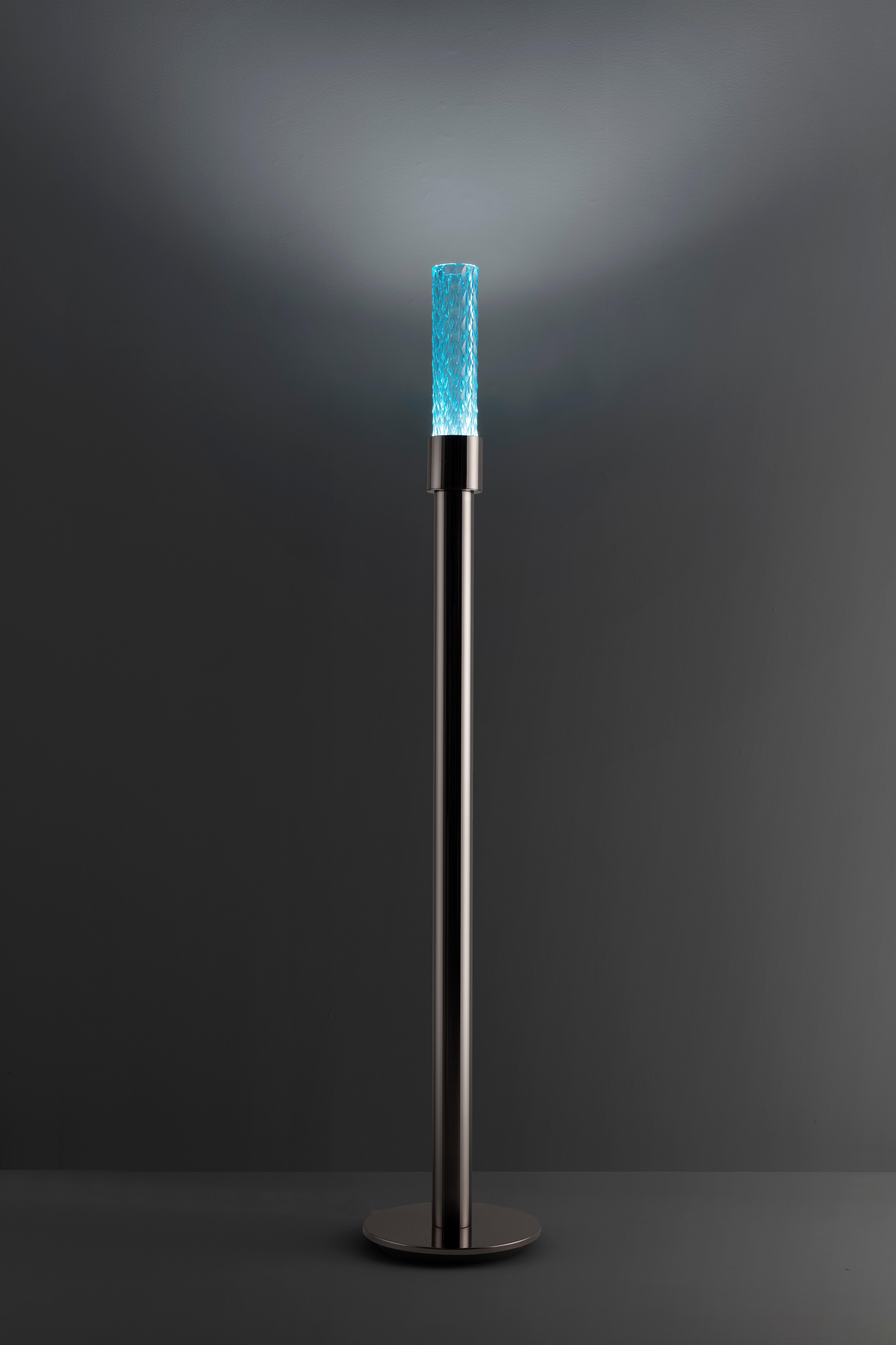 Gleam Floor Lamp by Euroluce Lampadari
Dimensions: Ø 32 x H 165 cm.
Materials: Metal and glass.

Available in different colors. Prices may vary. All our lamps can be wired according to each country. If sold to the USA it will be wired for the USA