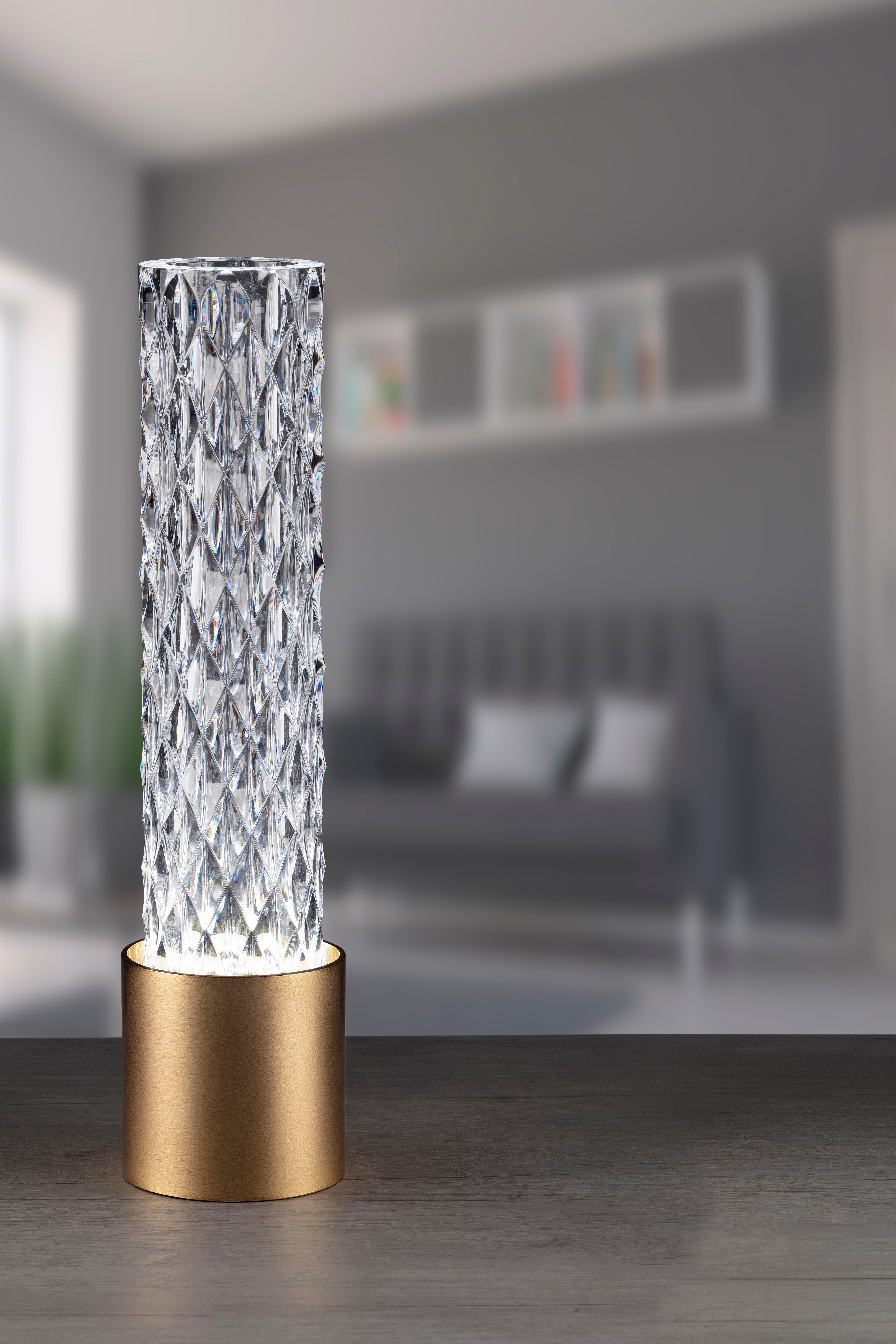 Lampada da tavolo Gleam di Euroluce Lampadari
Dimensioni: Ø 10 x H. 26 cm.
Materiali: Metallo e vetro.

Disponibile in diversi colori. I prezzi possono variare. Tutte le nostre lampade possono essere cablate a seconda del Paese. Se viene venduto