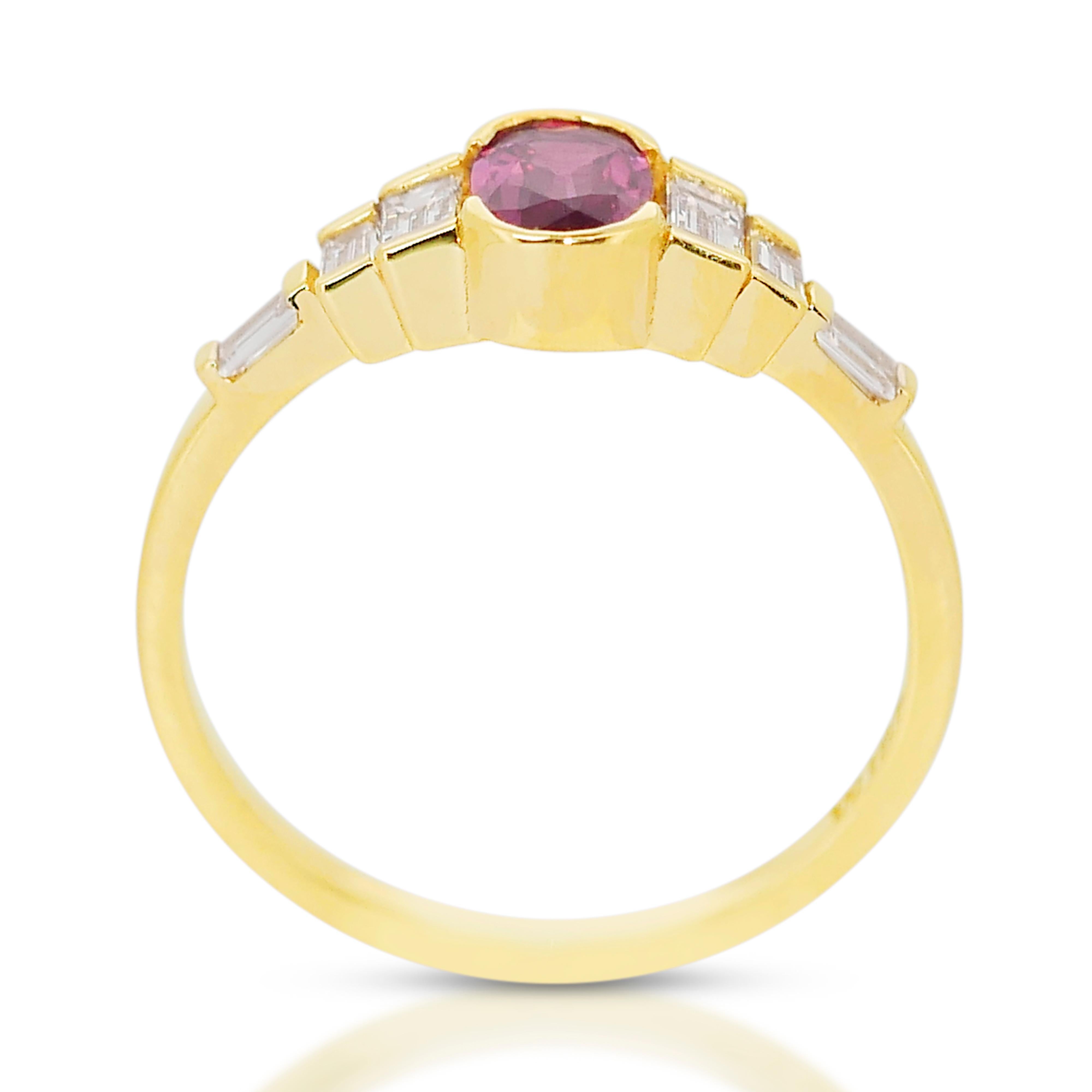 Gleaming 18k Yellow Gold Ruby and Diamond Pave Ring w/1.09 ct - IGI Certified For Sale 2