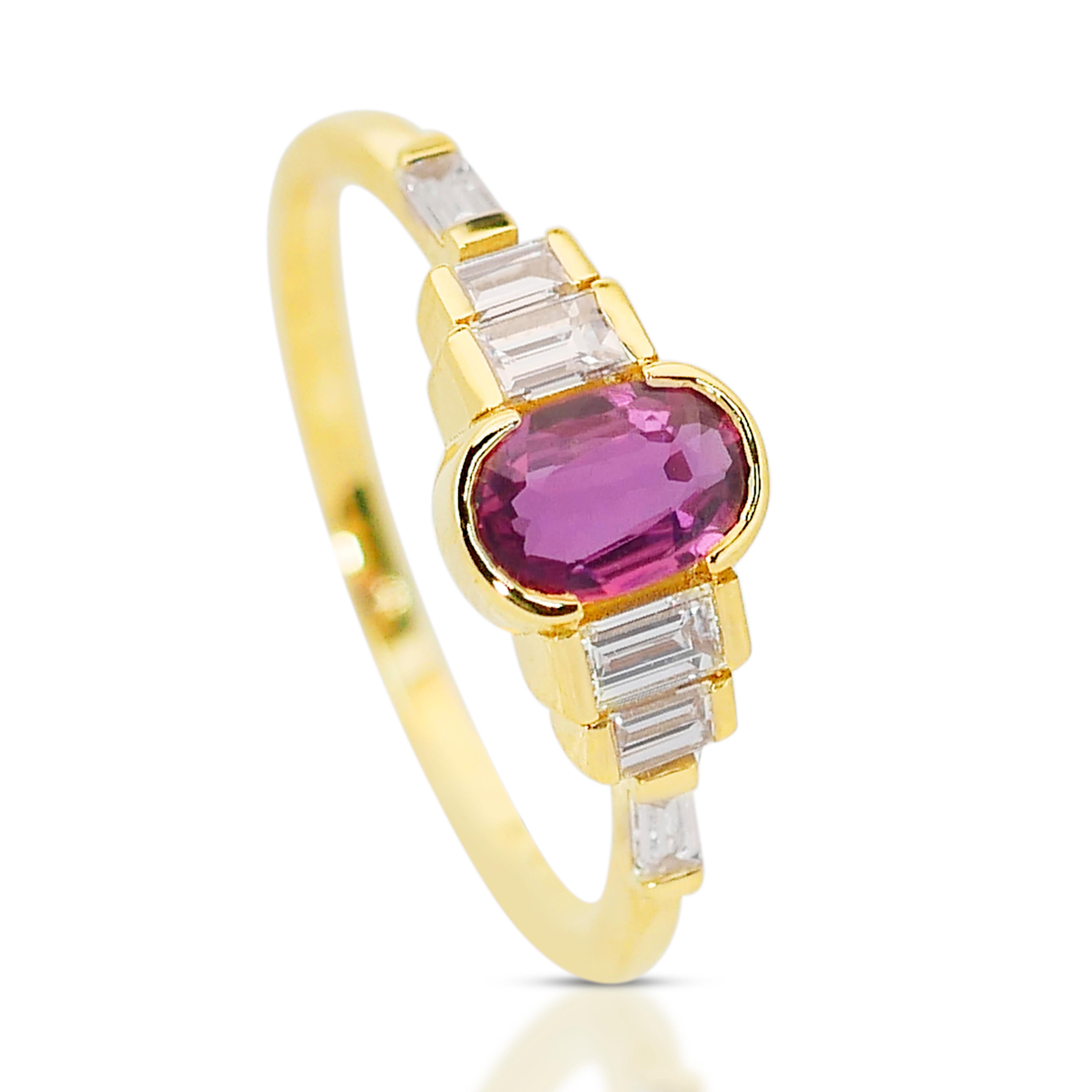 Gleaming 18k Yellow Gold Ruby and Diamond Pave Ring w/1.09 ct - IGI Certified For Sale 4