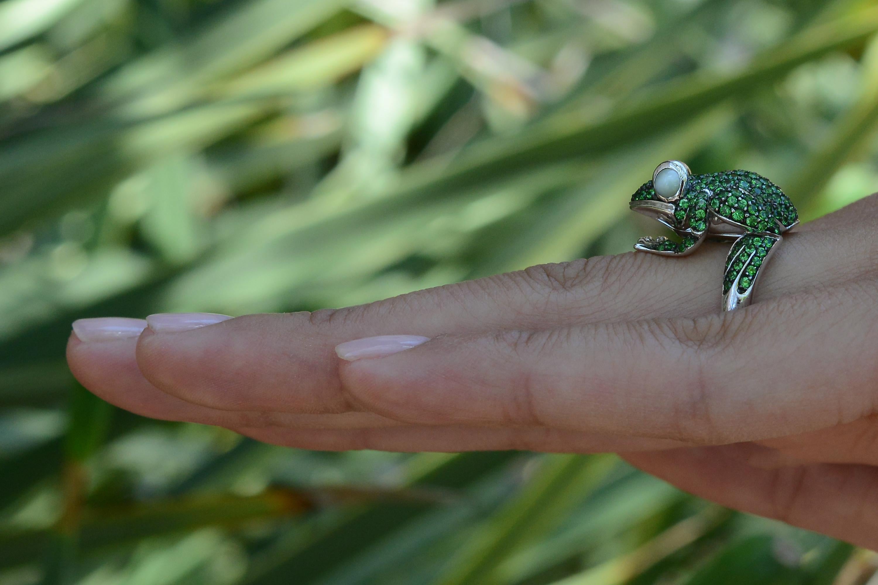 swarovski frog ring