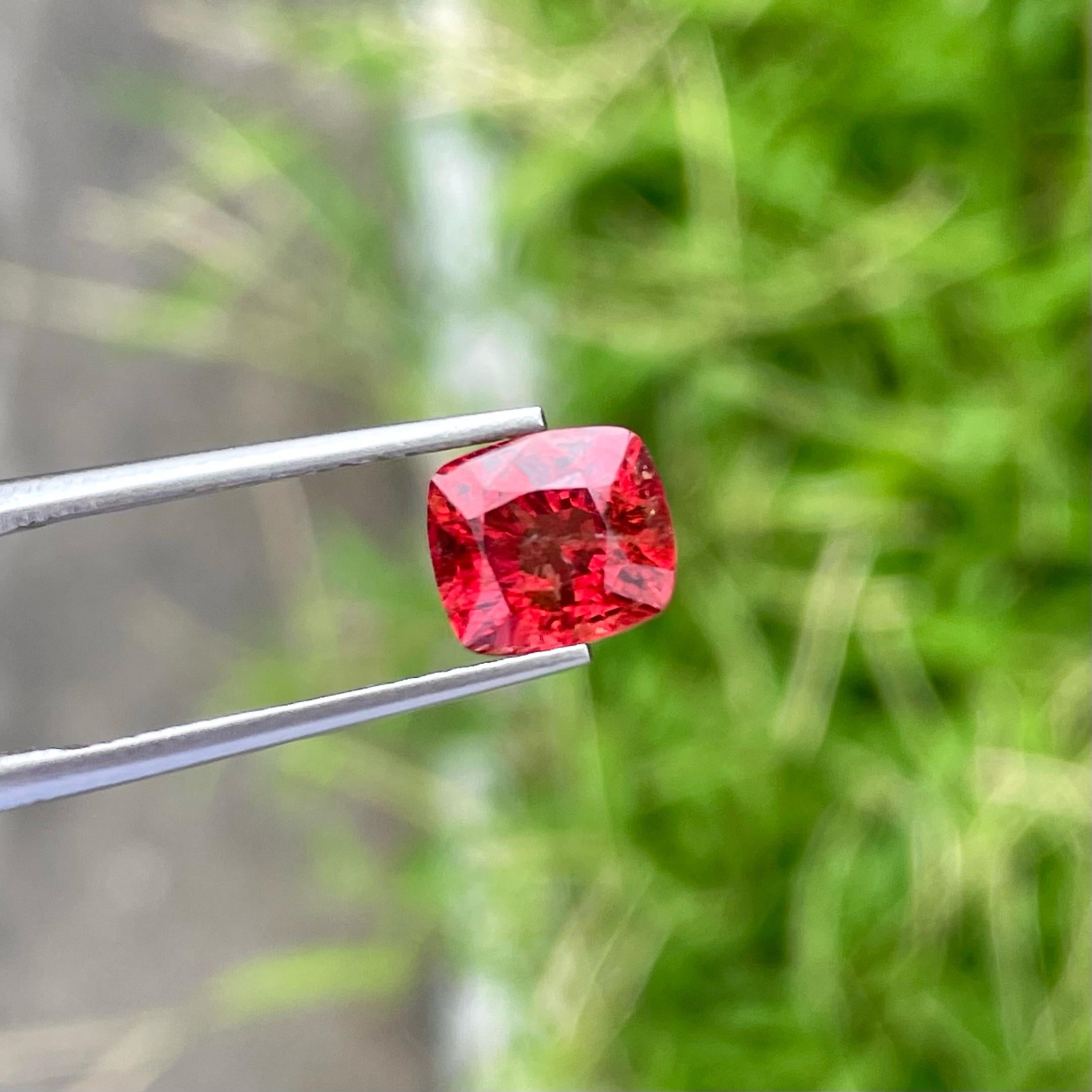 Women's or Men's Gleaming Red Burmese Spinel 2.45 carats Cushion Cut Natural Loose Gemstone