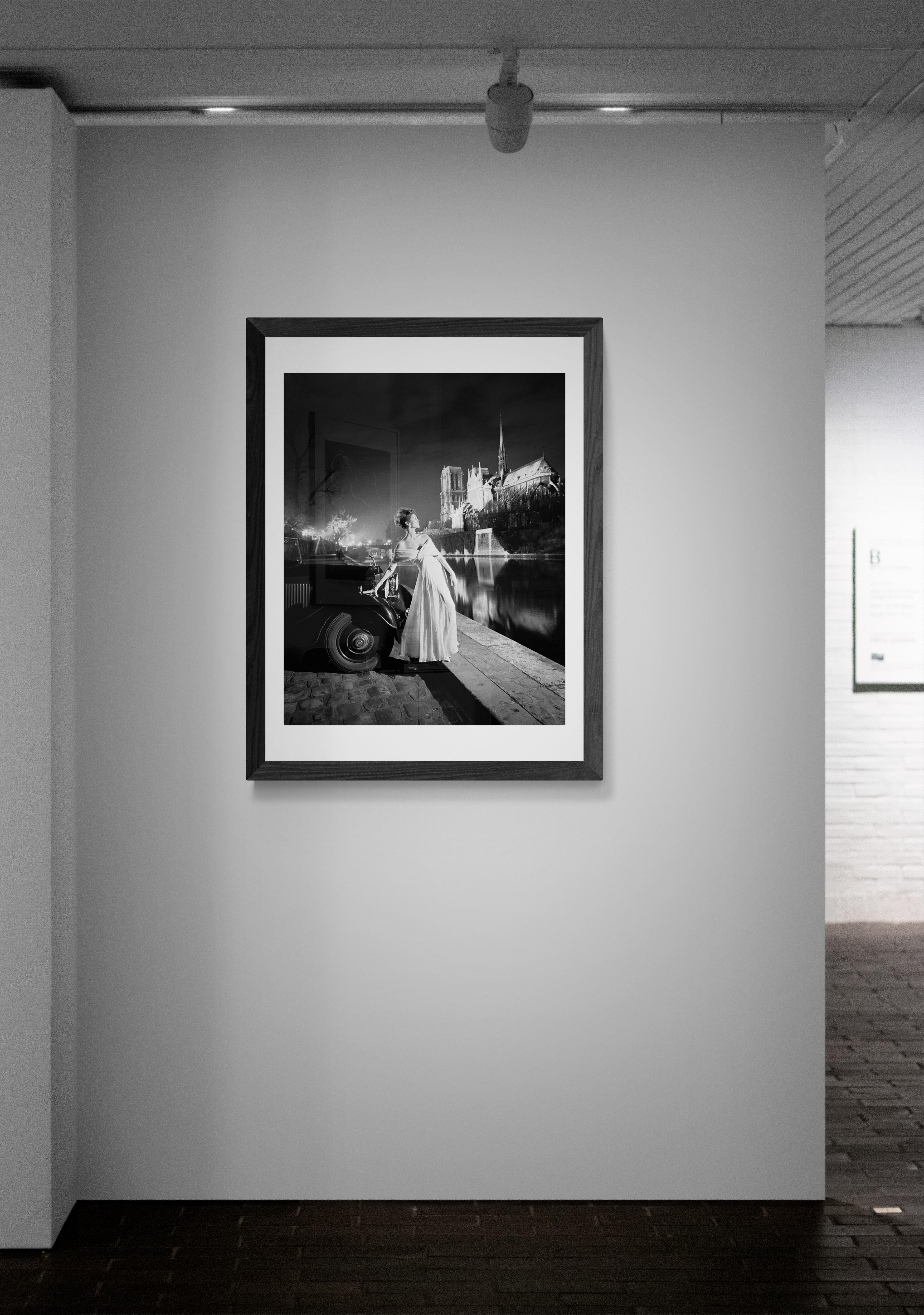 Griffe  Notre-Dame by Gleb Derujinsky, Vintage Fashion Photography For Sale 3