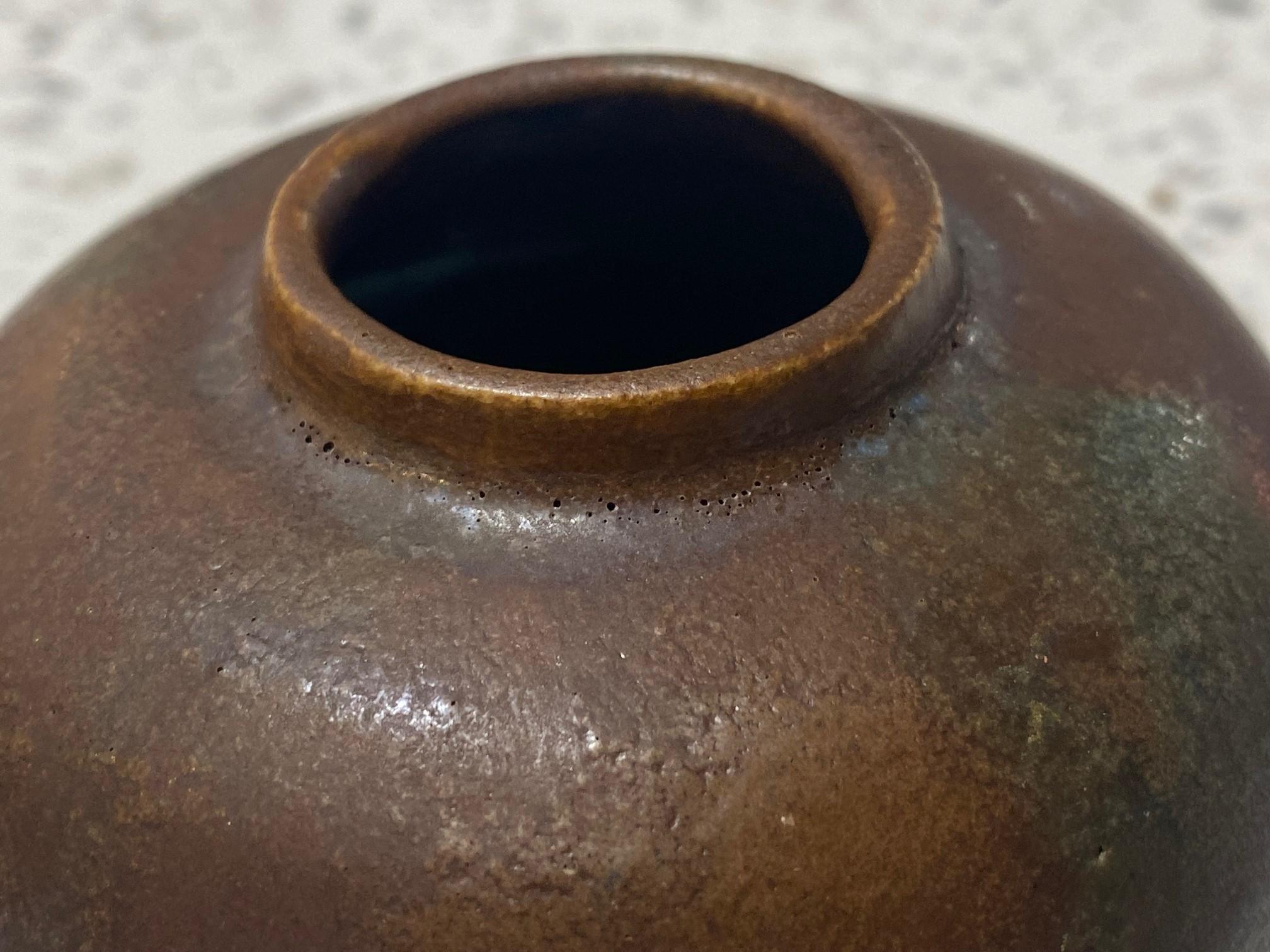 Glen Lukens Signed Early Midcentury Glazed California Pottery Weed Pot Vase For Sale 3