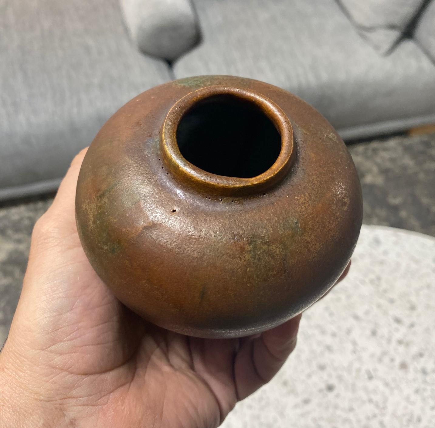 Glen Lukens Signed Early Midcentury Glazed California Pottery Weed Pot Vase For Sale 7