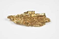 Alfiler Broche Brutalista 18k Glen Michaels