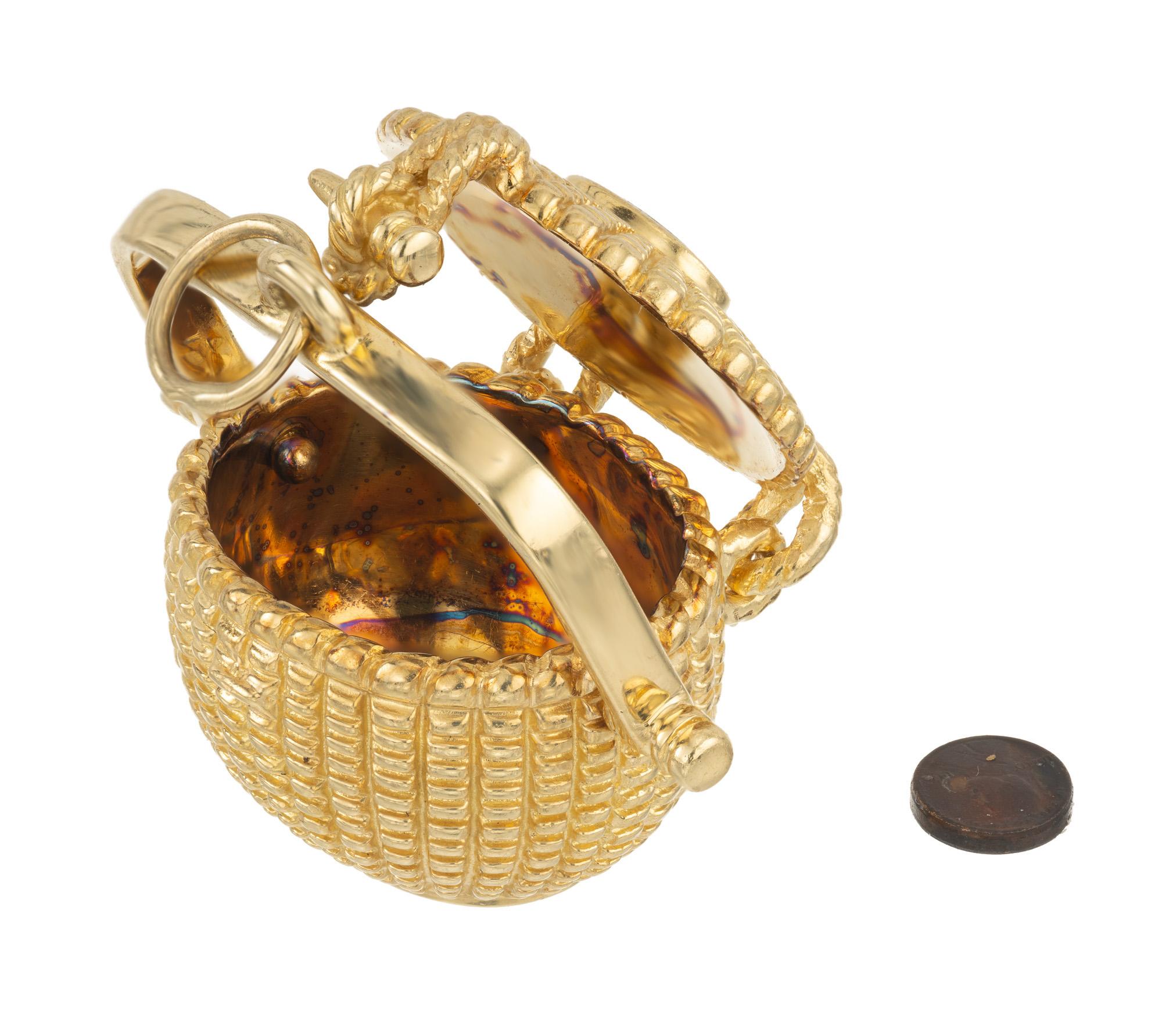 Glenaan Signed 1977 18k Yellow Gold Nantucket Basket Pendant 2