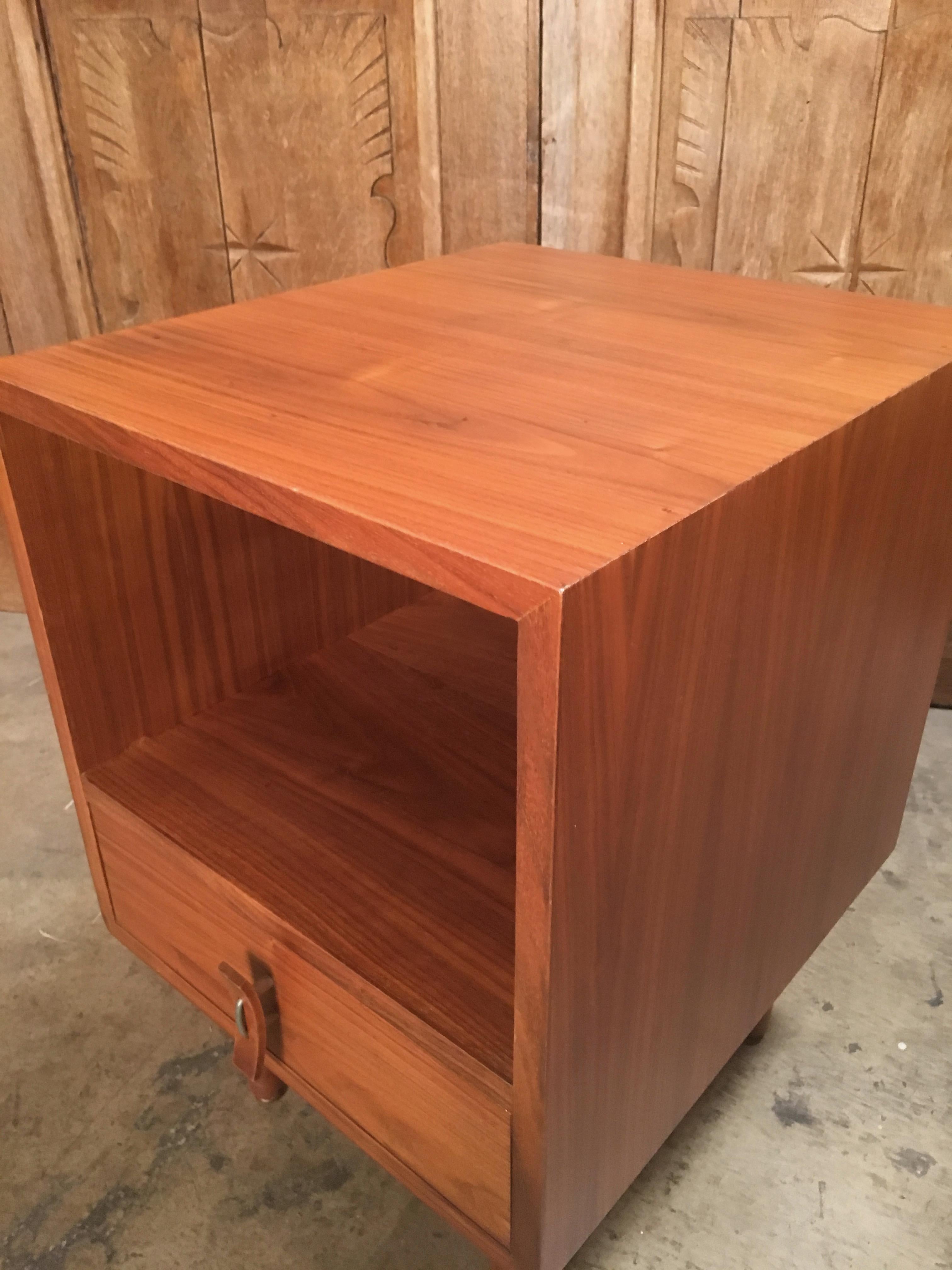 Mid-Century Modern Glenn of California Nightstand by Stanley Young