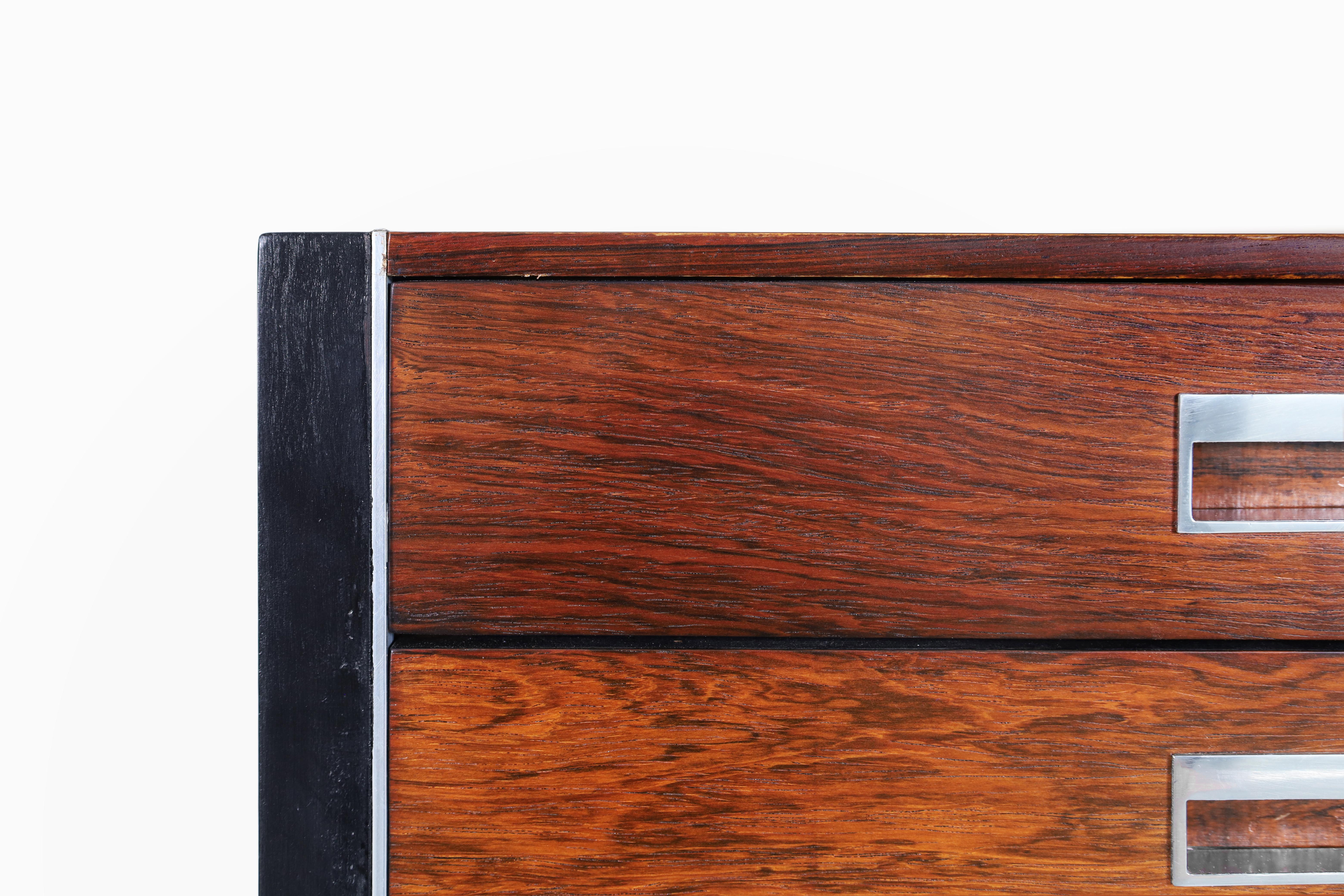 Américain Commode haute Glenn of California en bois de rose de Robert Baron en vente