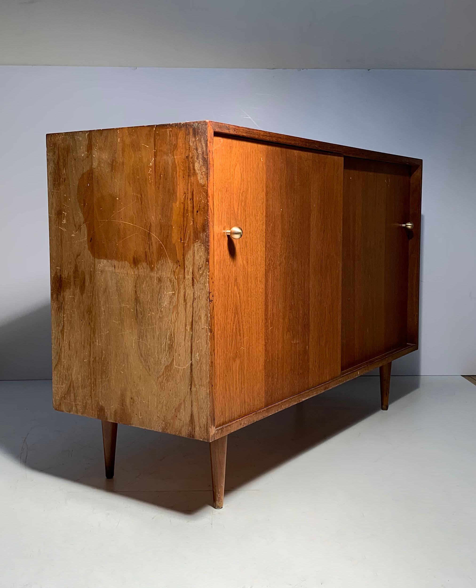 Glenn of California Sideboard Cabinet attributed to Milo Baughman For Sale 1