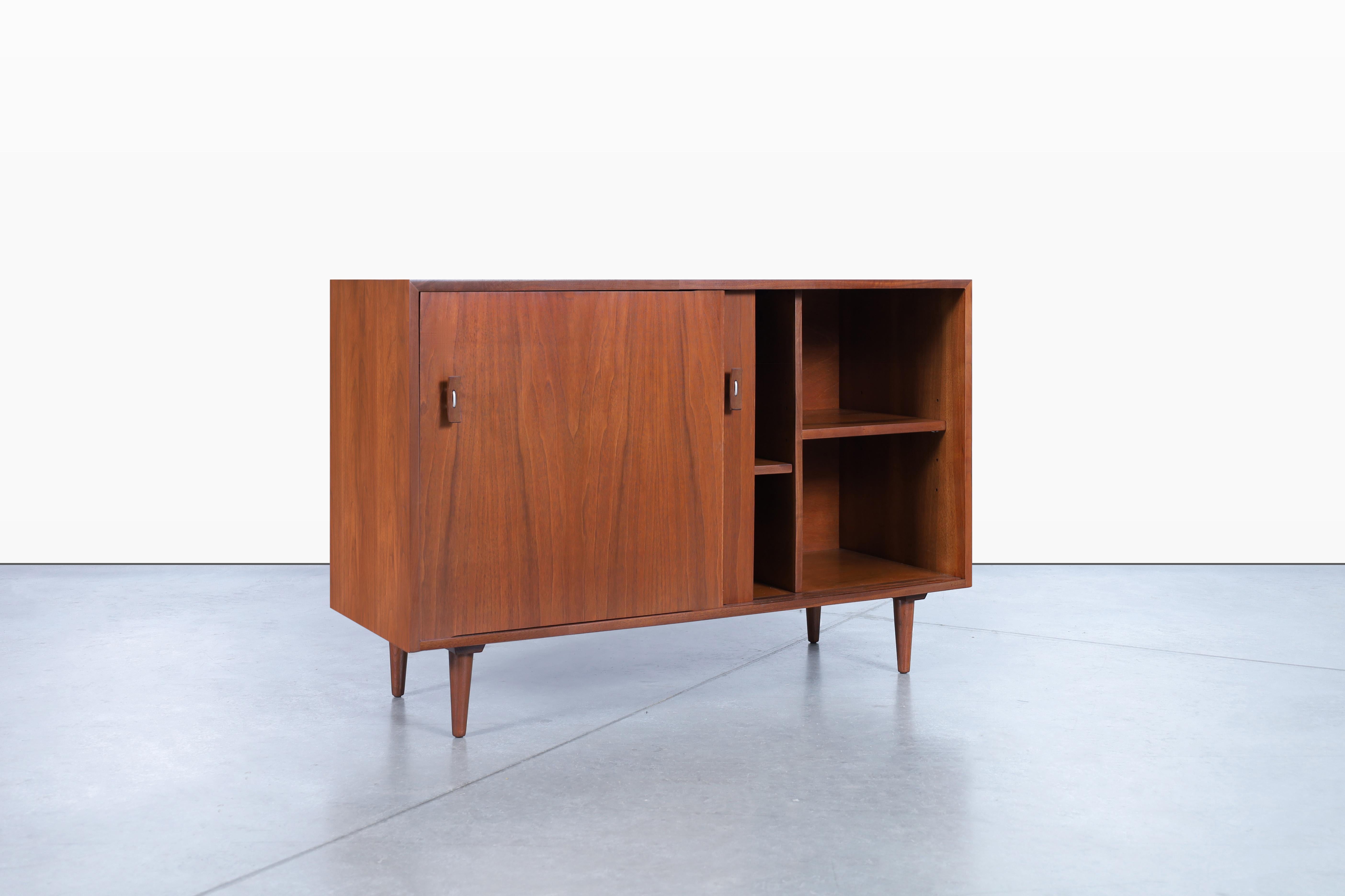 American Glenn of California Walnut Sideboard by Stanley Young For Sale