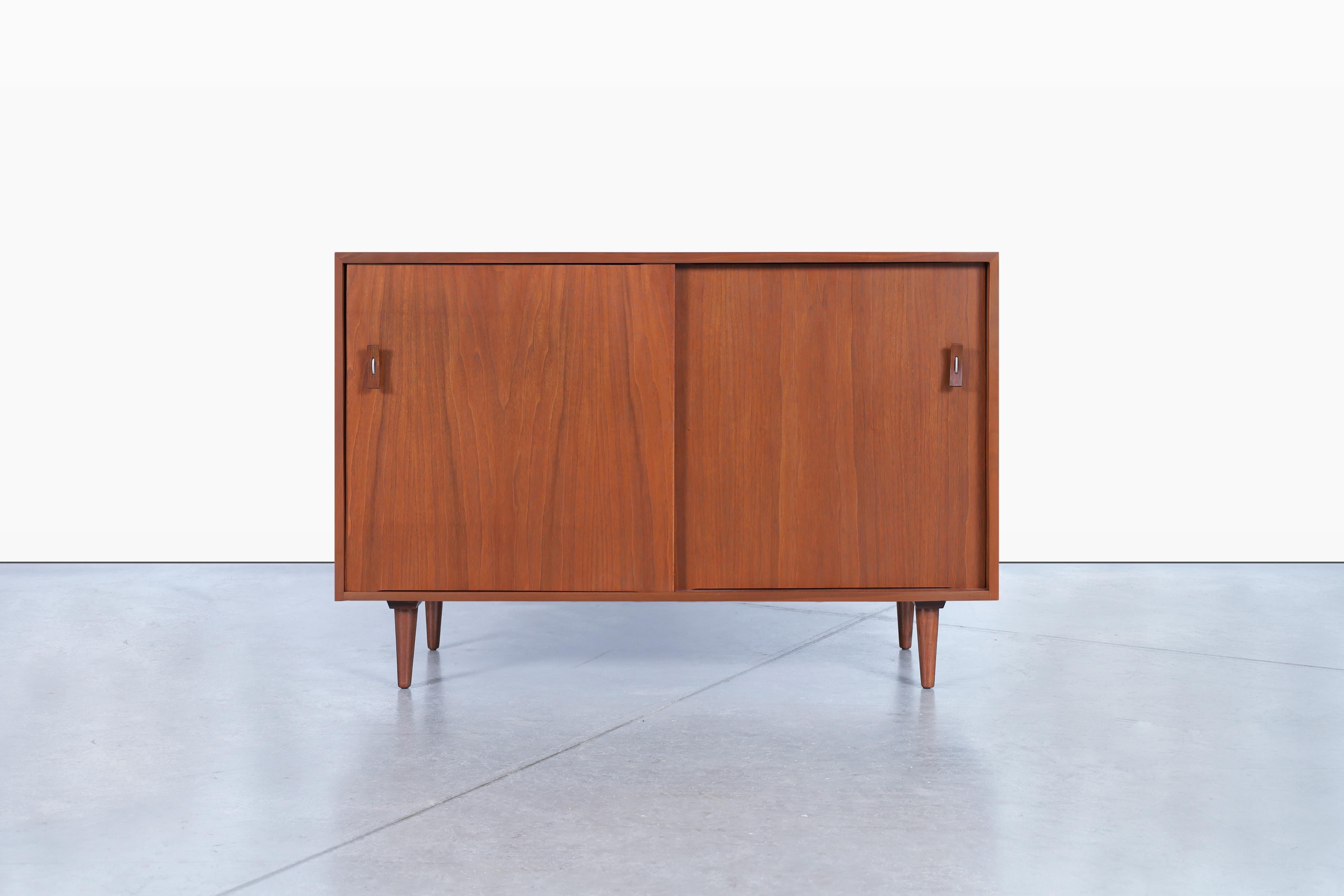 Mid-20th Century Glenn of California Walnut Sideboard by Stanley Young For Sale