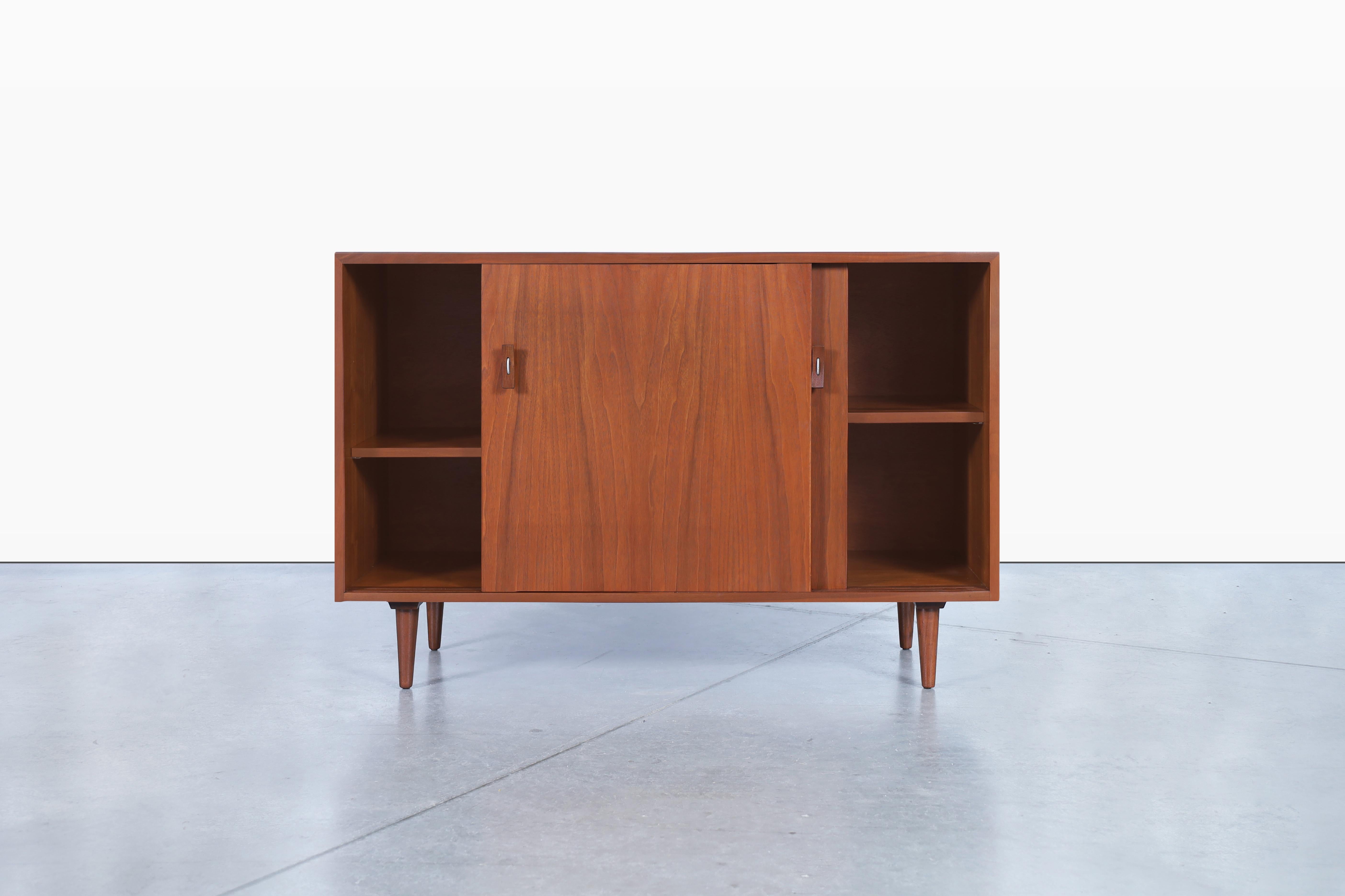Glenn of California Walnut Sideboard by Stanley Young For Sale 1