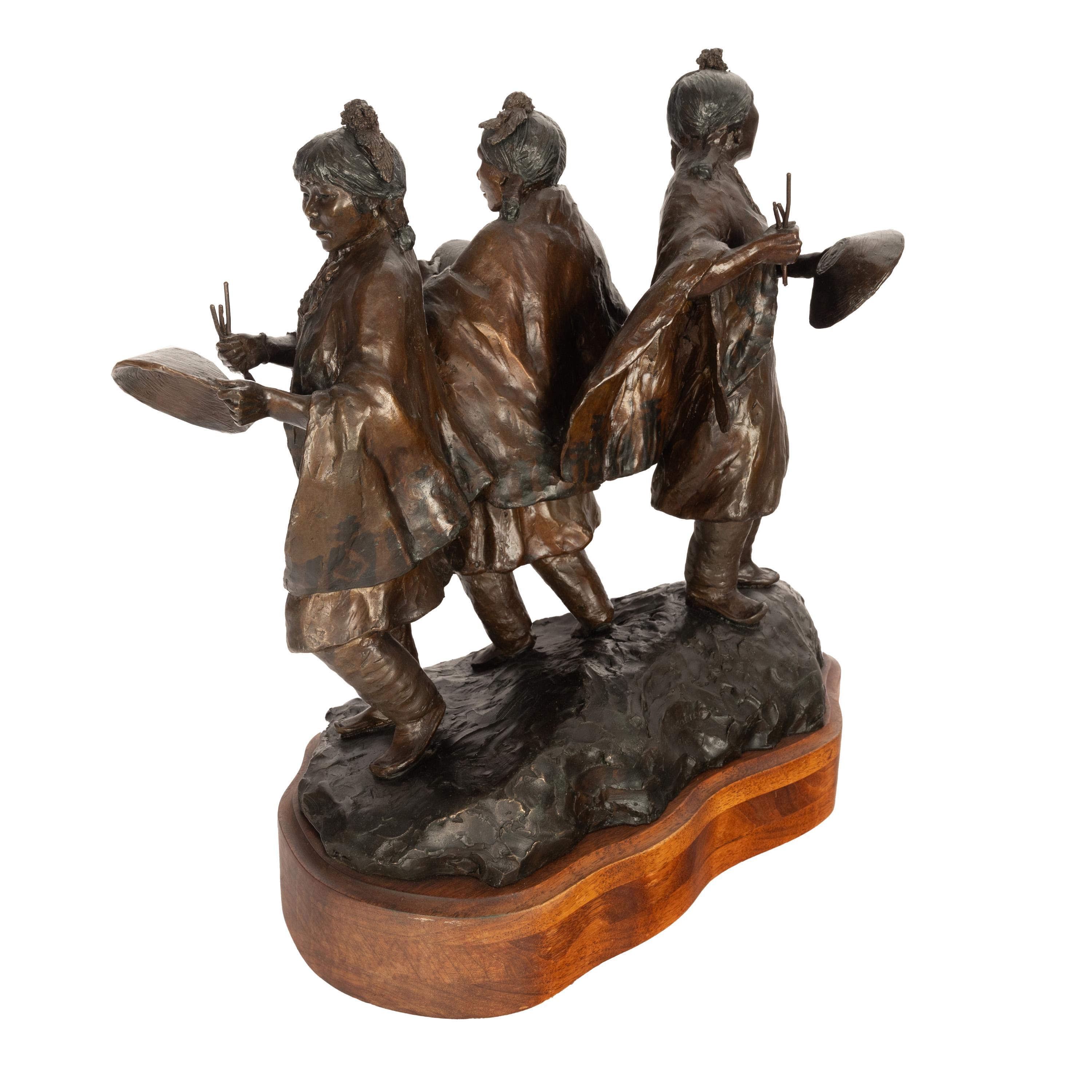 Bronze-Skulptur-Statue der Korb Tänzerin, Young Native Pueblo Women, New Mexico im Angebot 3