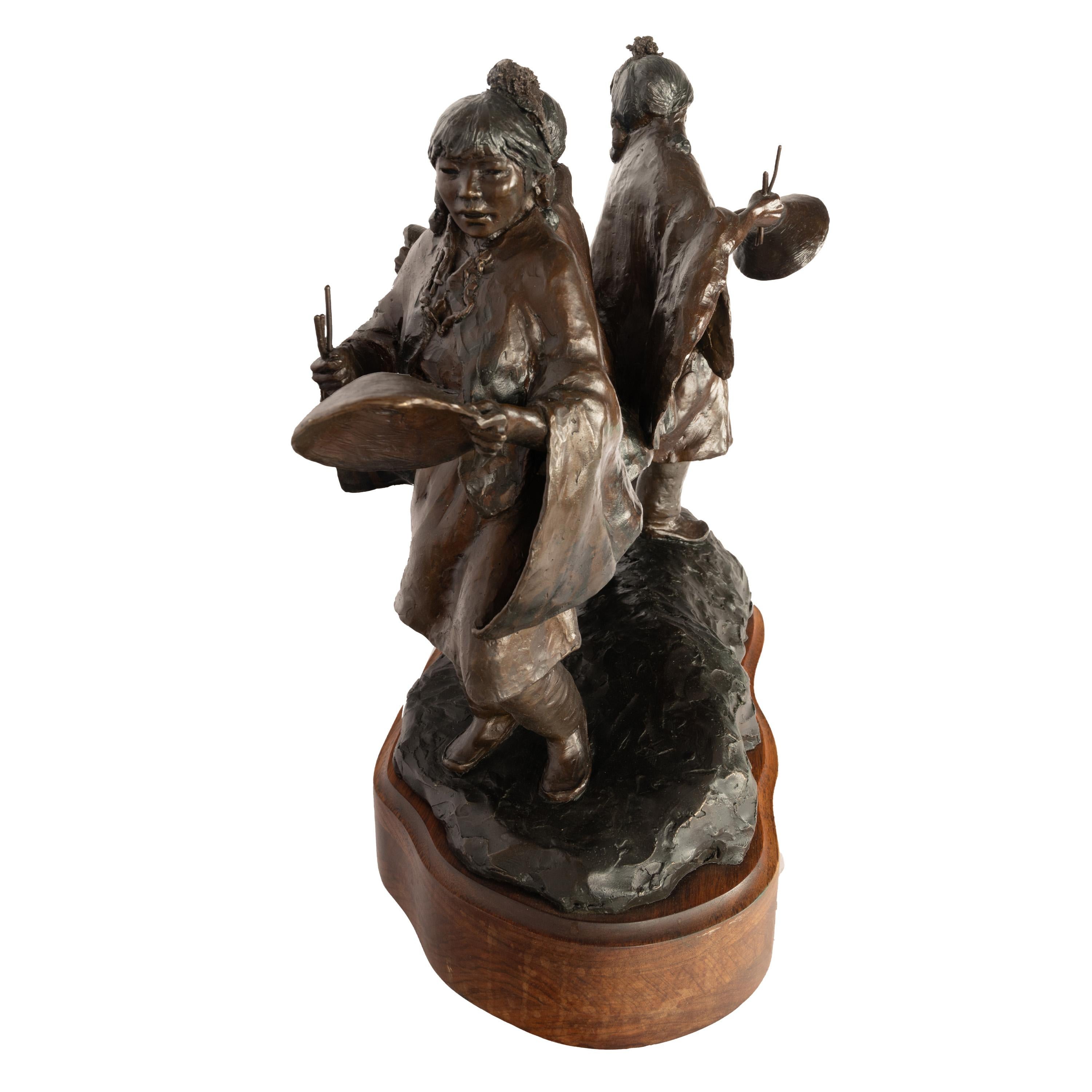 Bronze-Skulptur-Statue der Korb Tänzerin, Young Native Pueblo Women, New Mexico im Angebot 4