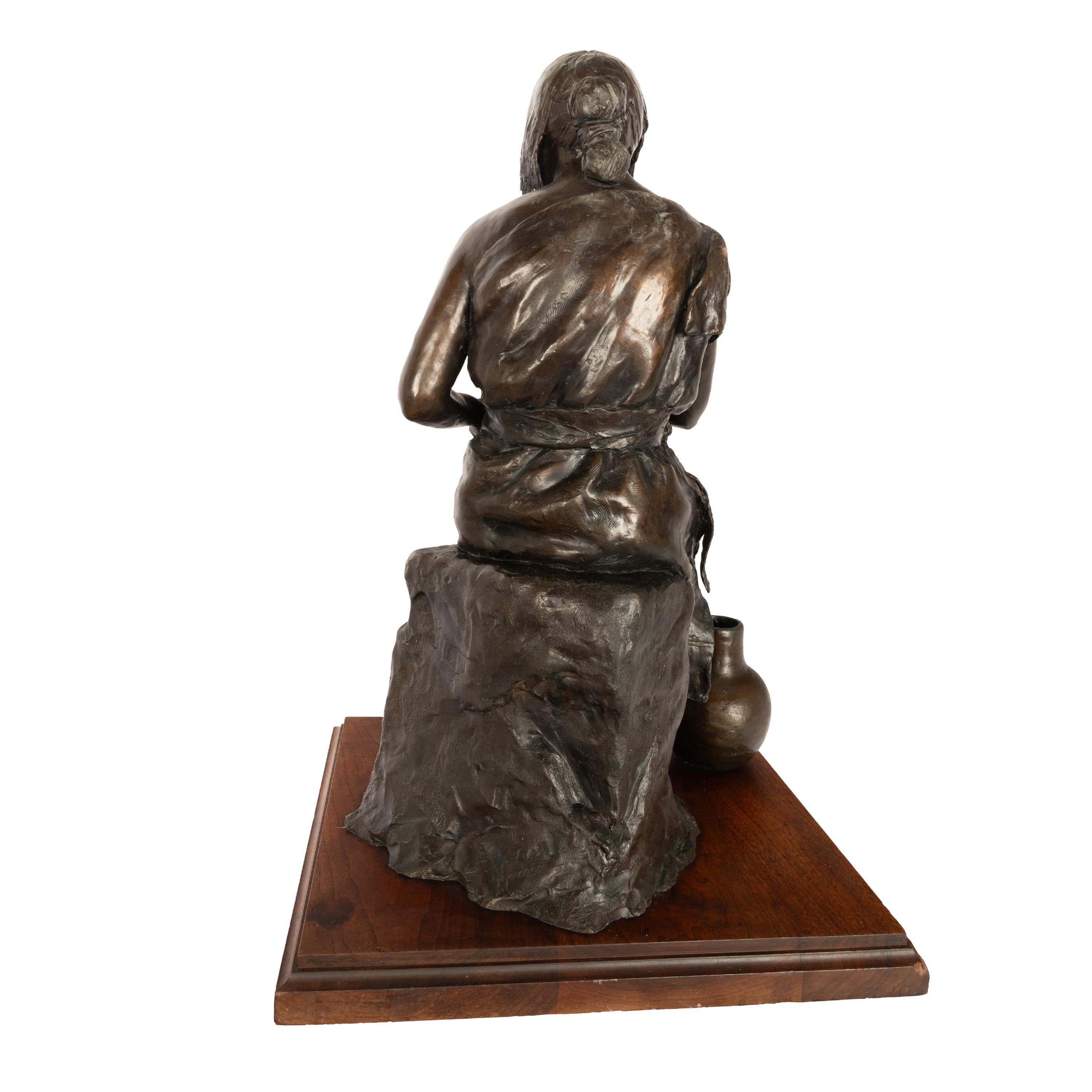 Bronzeskulpturstatue der Töpferin von Zia, Young Native Pueblo Woman, New Mexico, Keramik 3